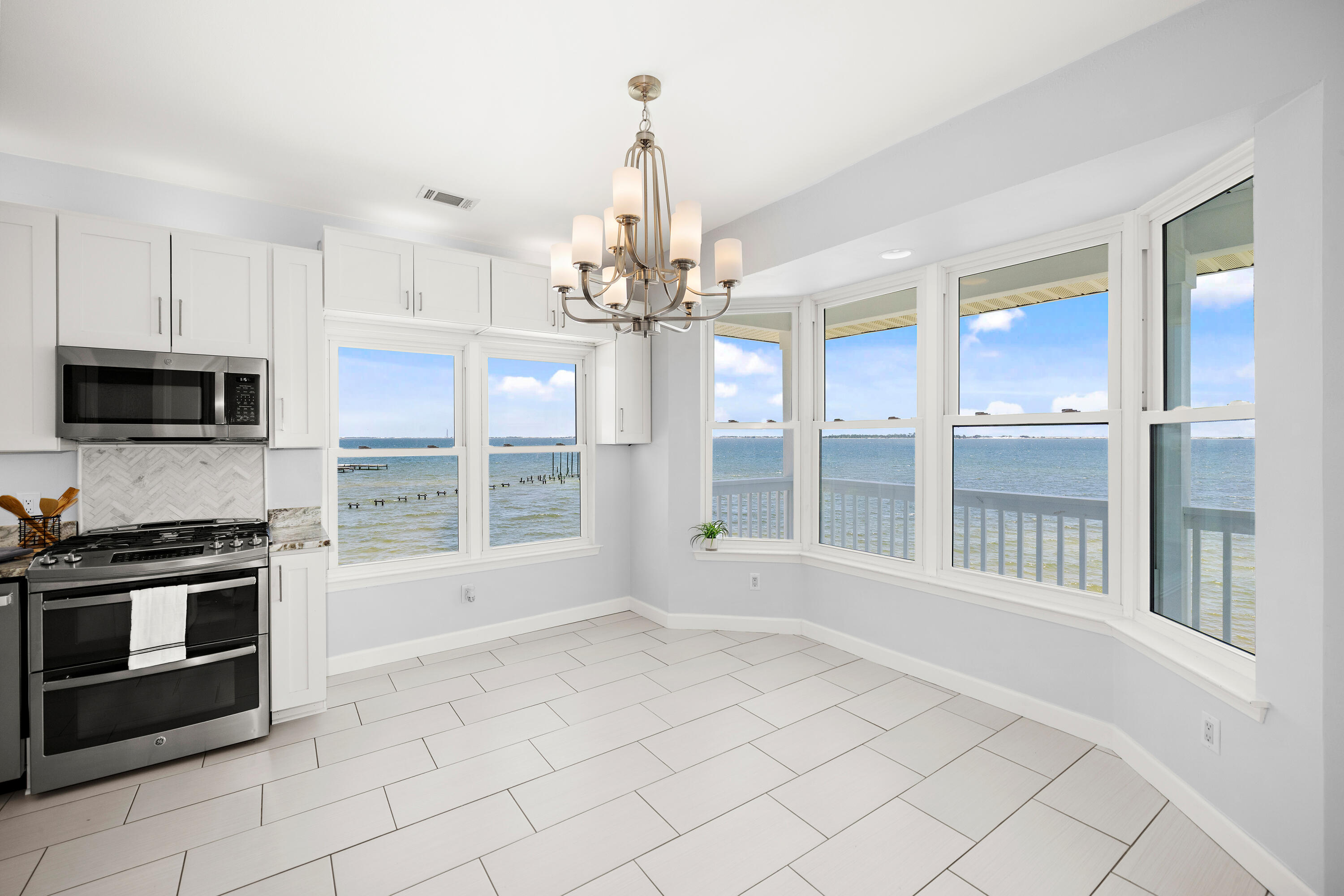 SANDY BEACH ESTATES - Residential