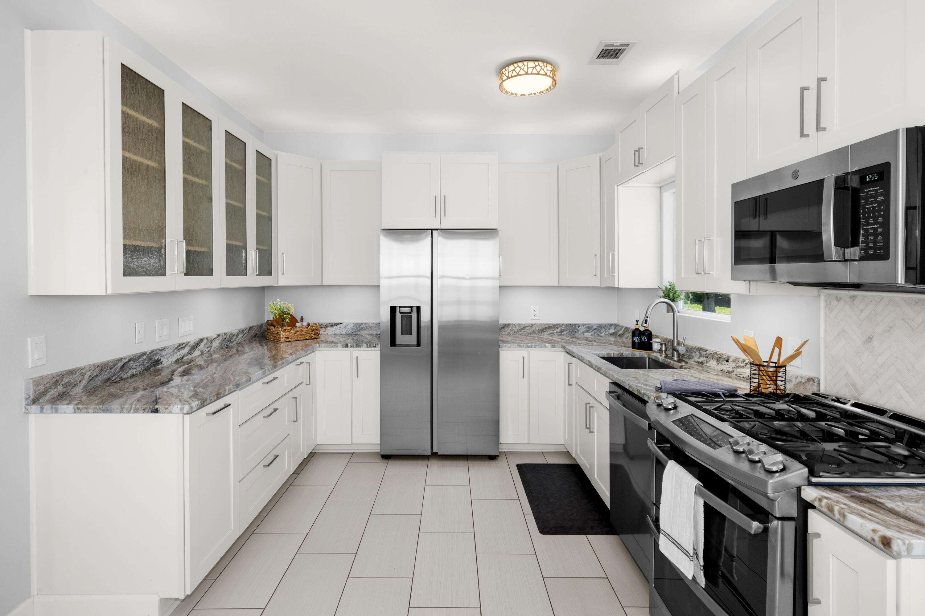 SANDY BEACH ESTATES - Residential