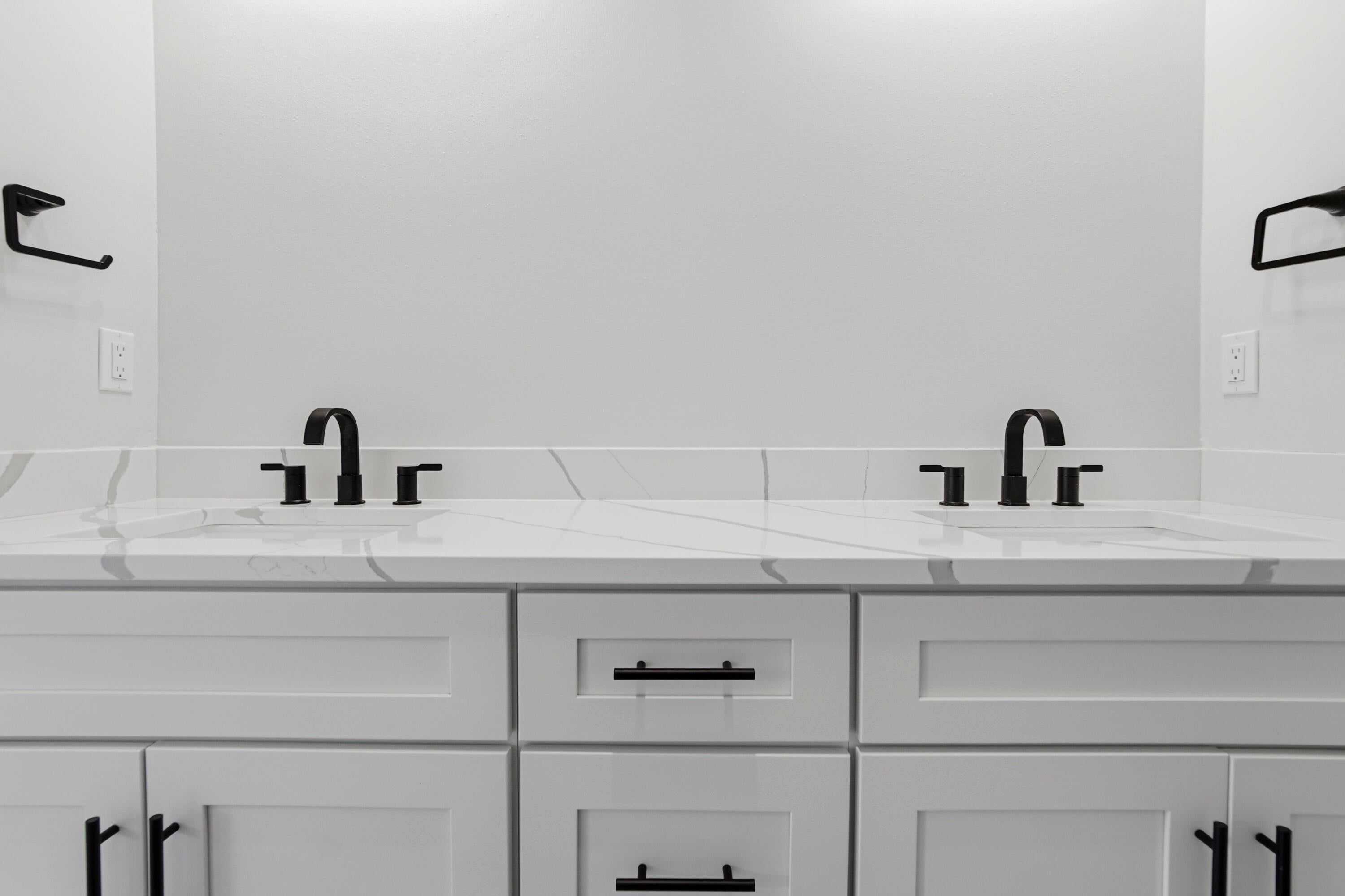 OAKWOOD LAKES ESTATES - Residential