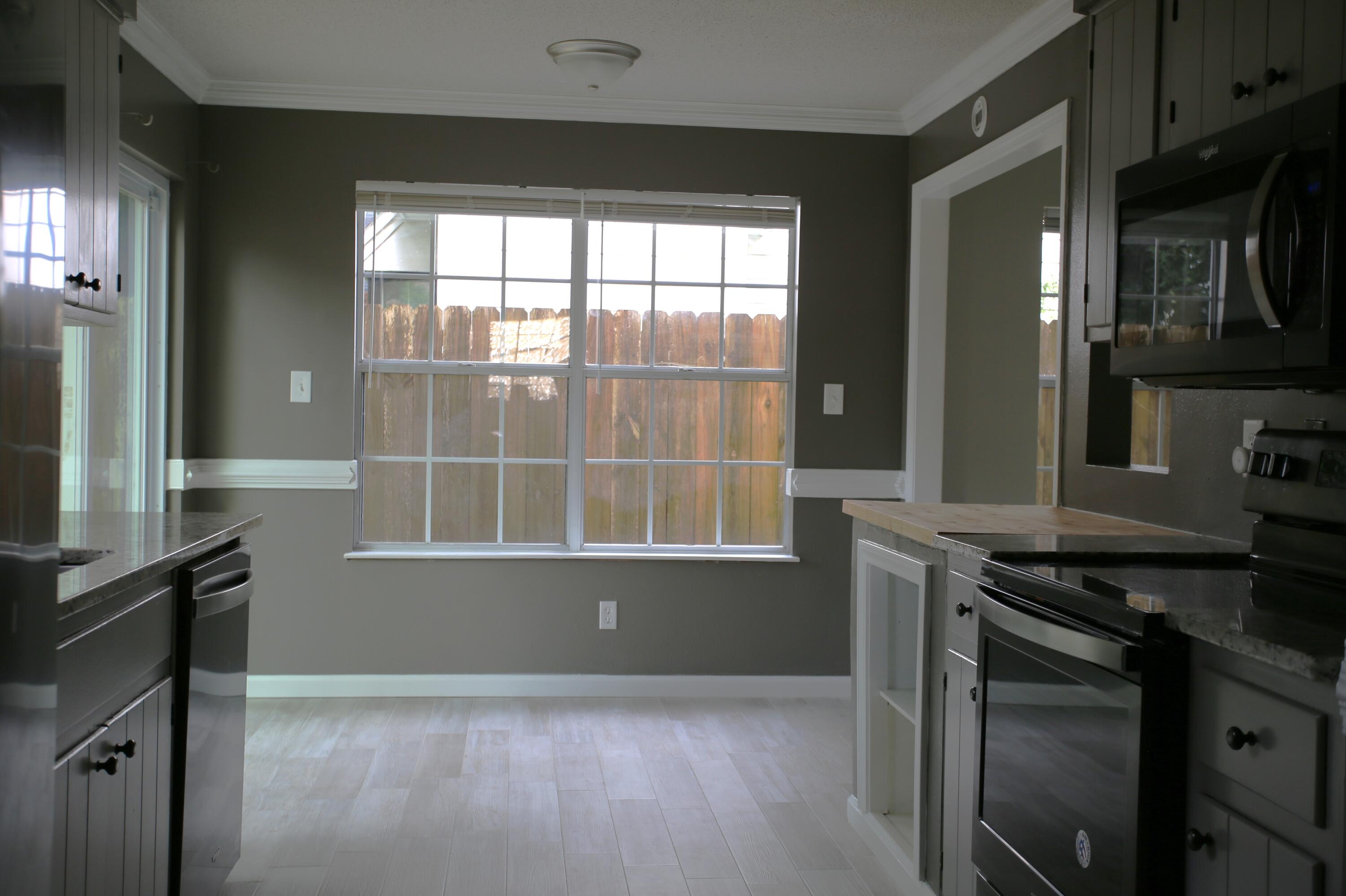 WILLOW BEND PH I LOT 8 - Residential Lease