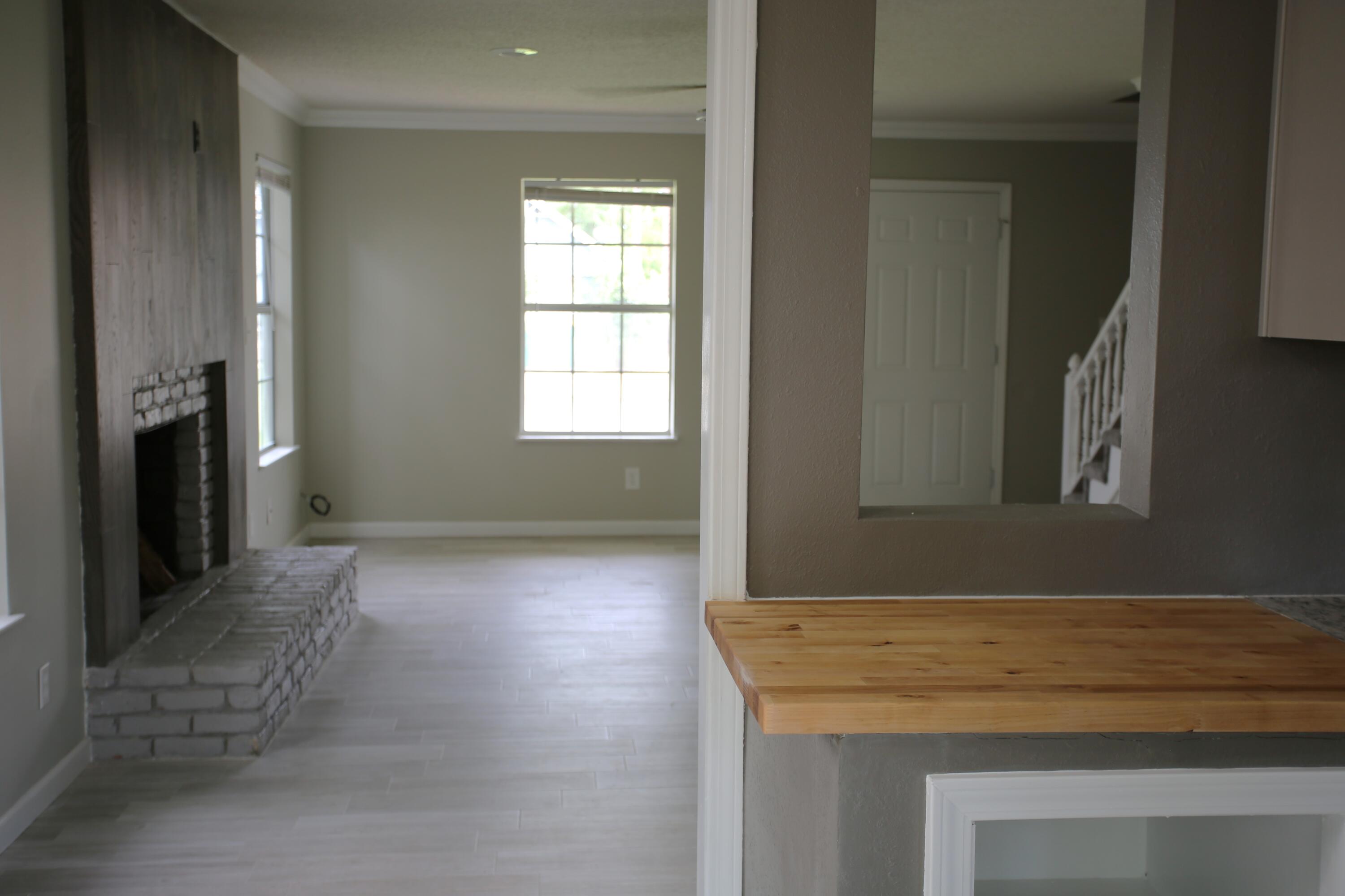 WILLOW BEND PH I LOT 8 - Residential Lease