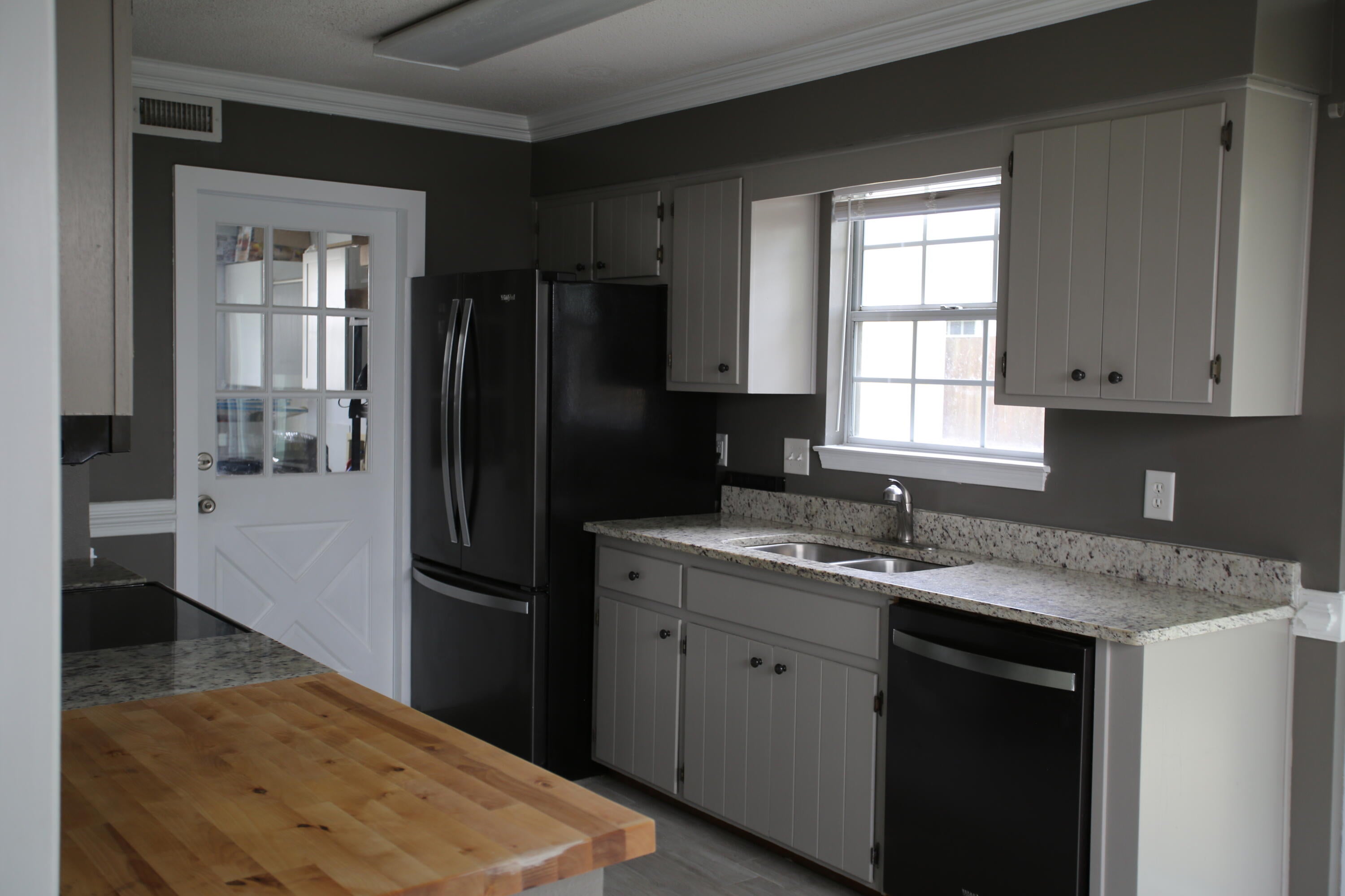 WILLOW BEND PH I LOT 8 - Residential Lease