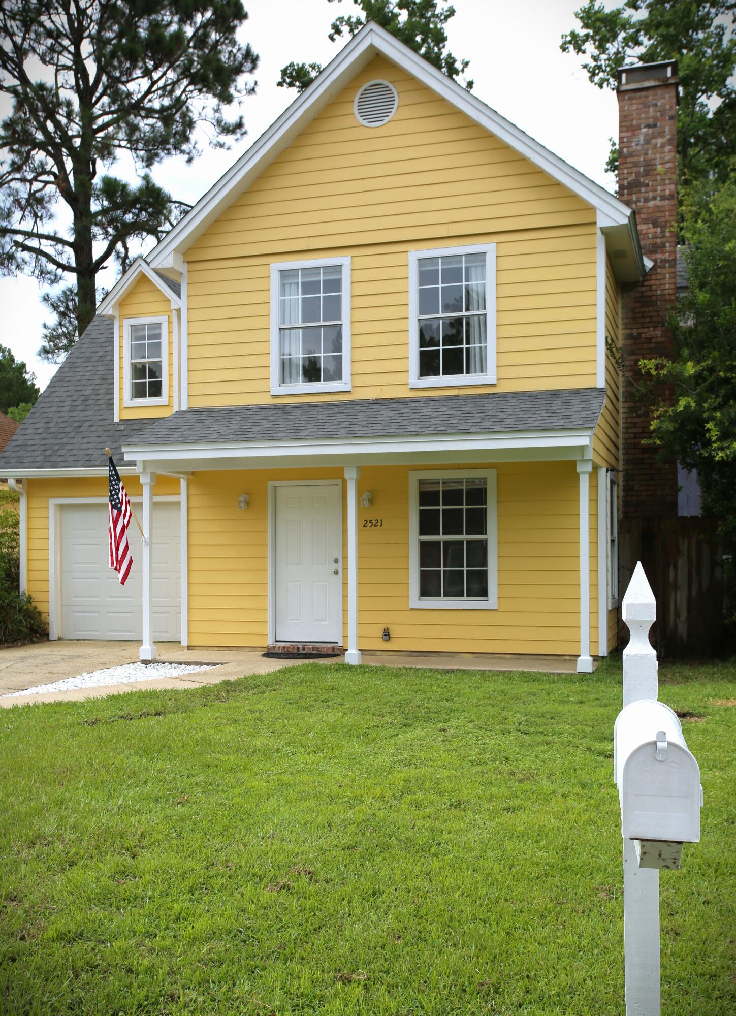 WILLOW BEND PH I LOT 8 - Residential Lease