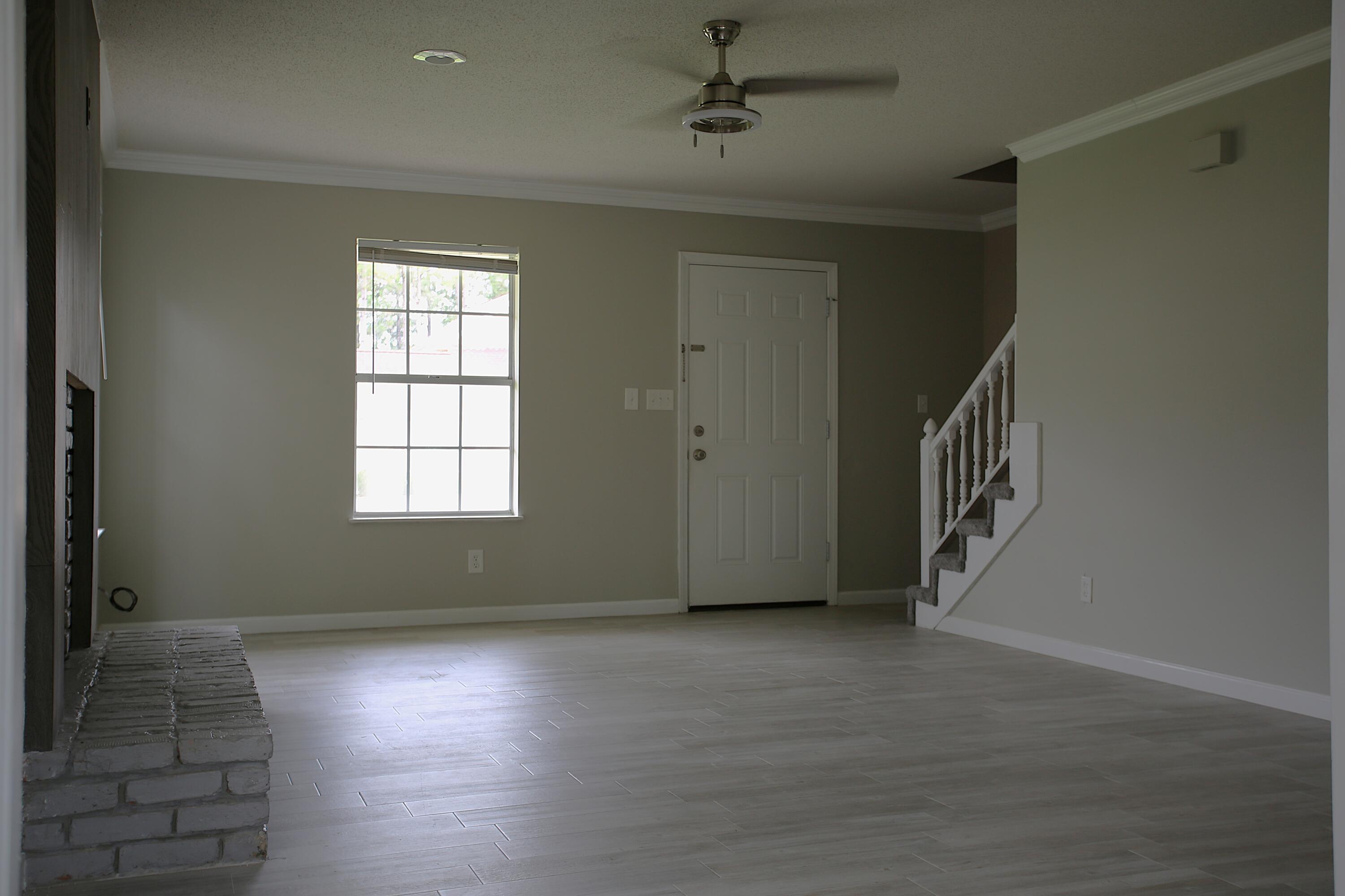 WILLOW BEND PH I LOT 8 - Residential Lease