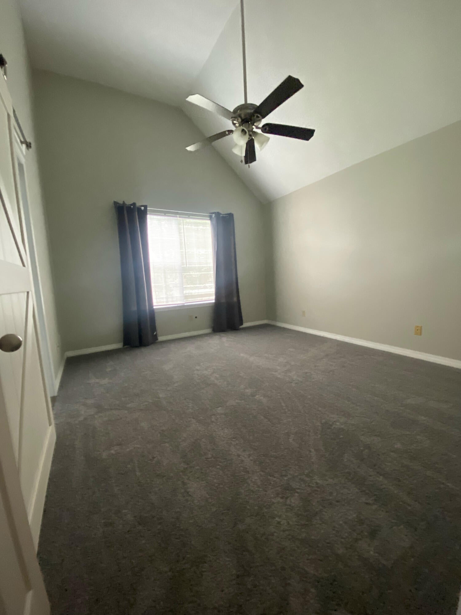WILLOW BEND PH I LOT 8 - Residential Lease