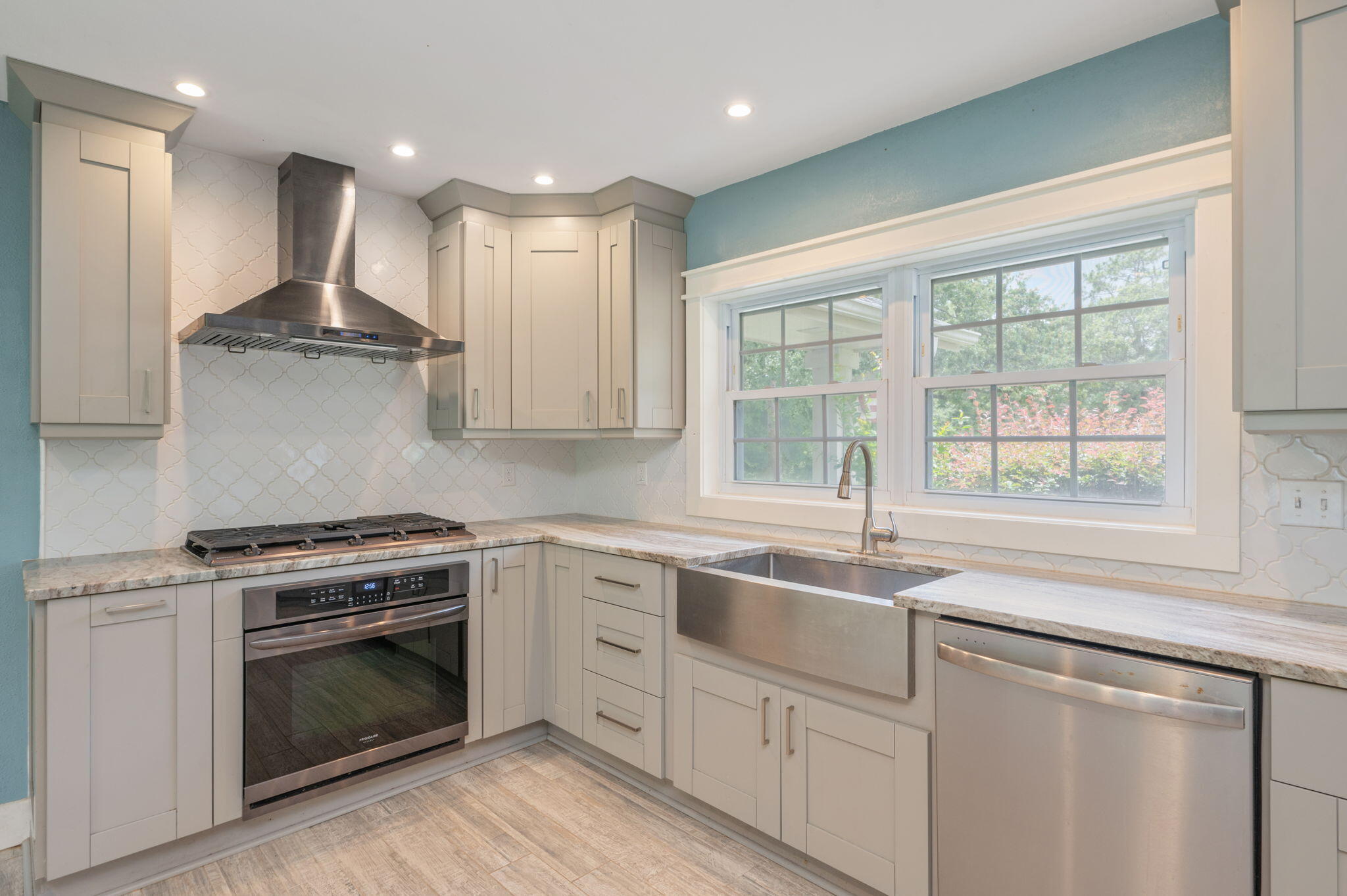 GRANDVIEW HEIGHTS - Residential