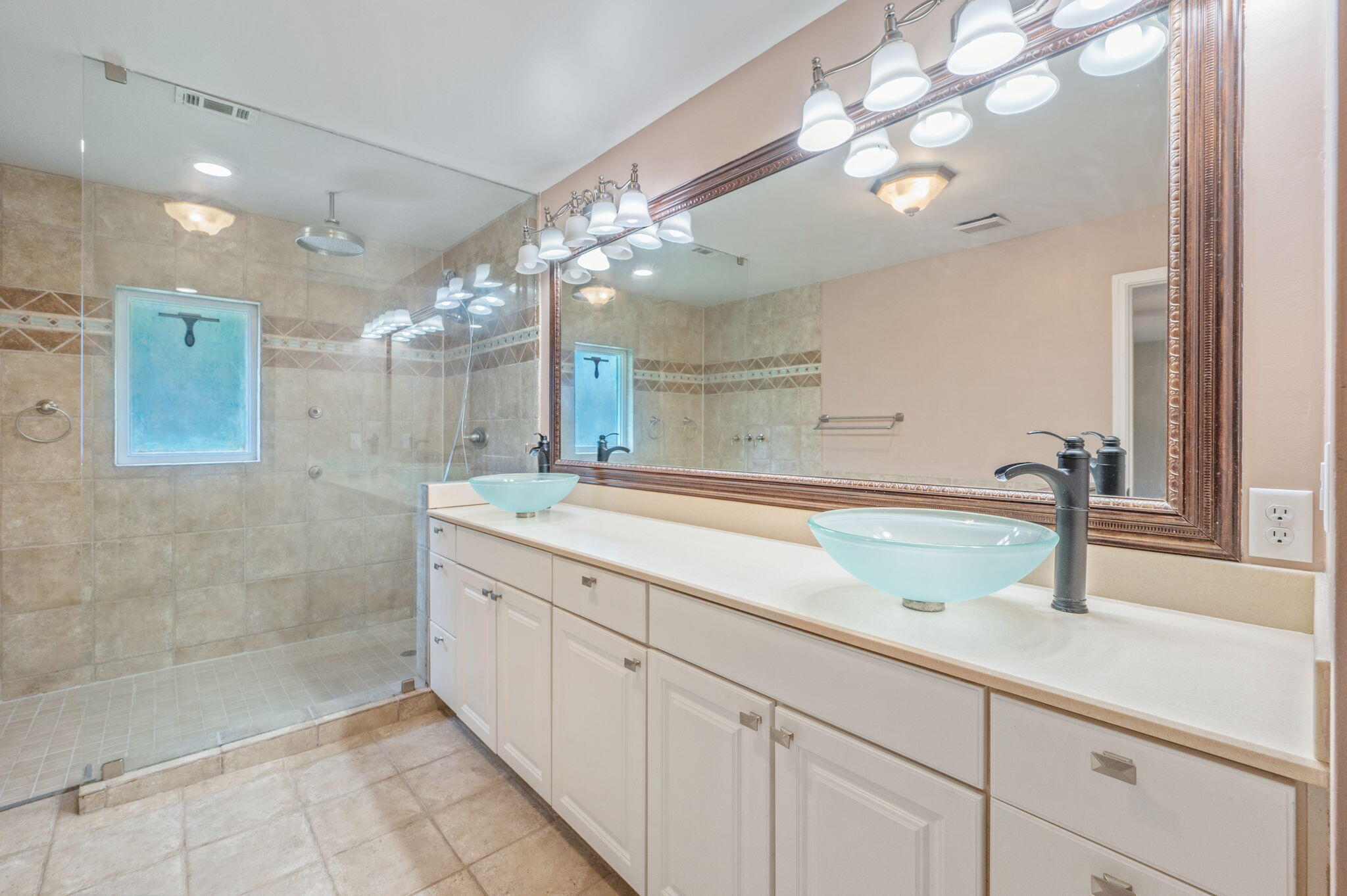 GRANDVIEW HEIGHTS - Residential