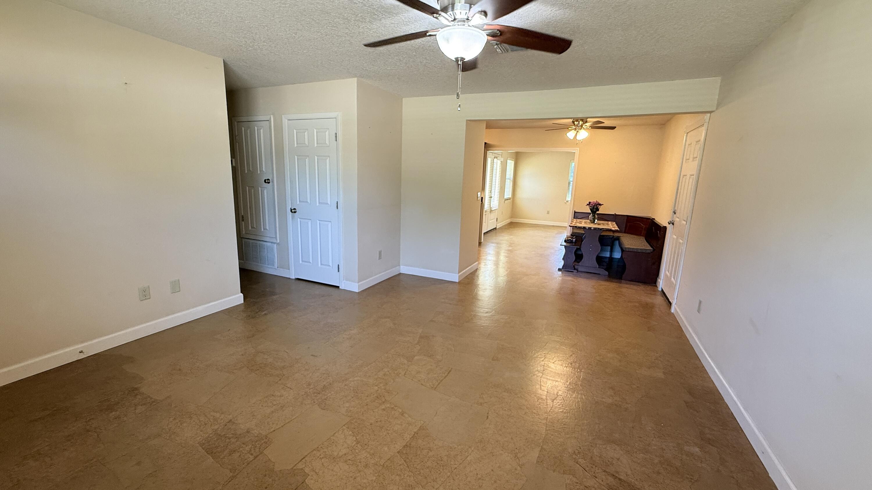 SPRINGDALE - Residential