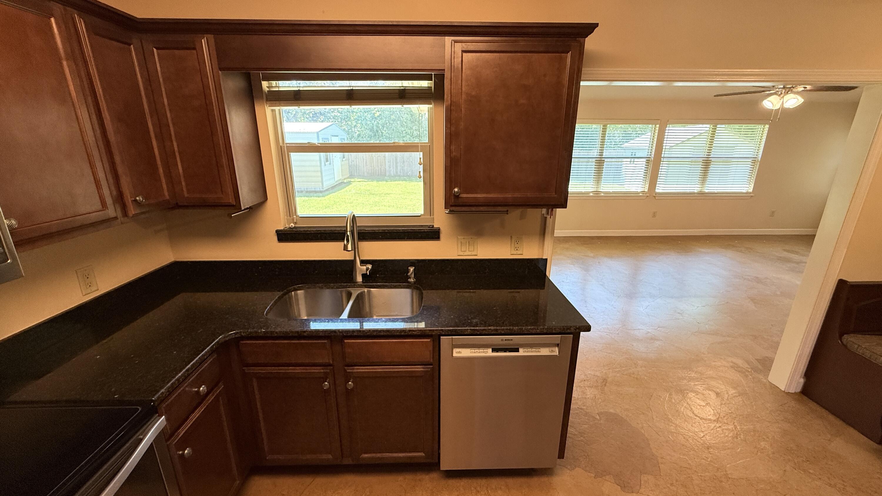 SPRINGDALE - Residential