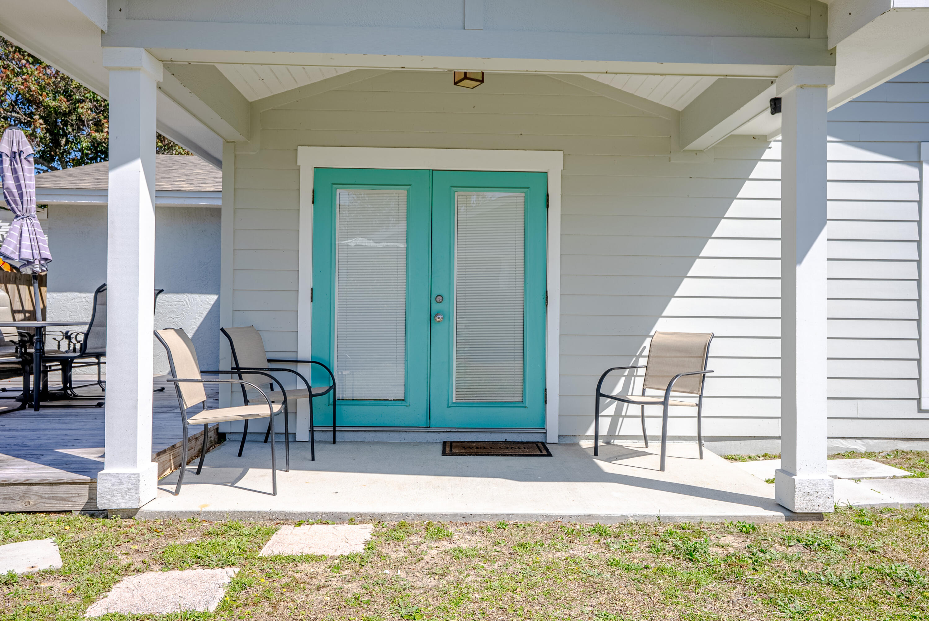 HOLIDAY BEACH RESORT - Residential
