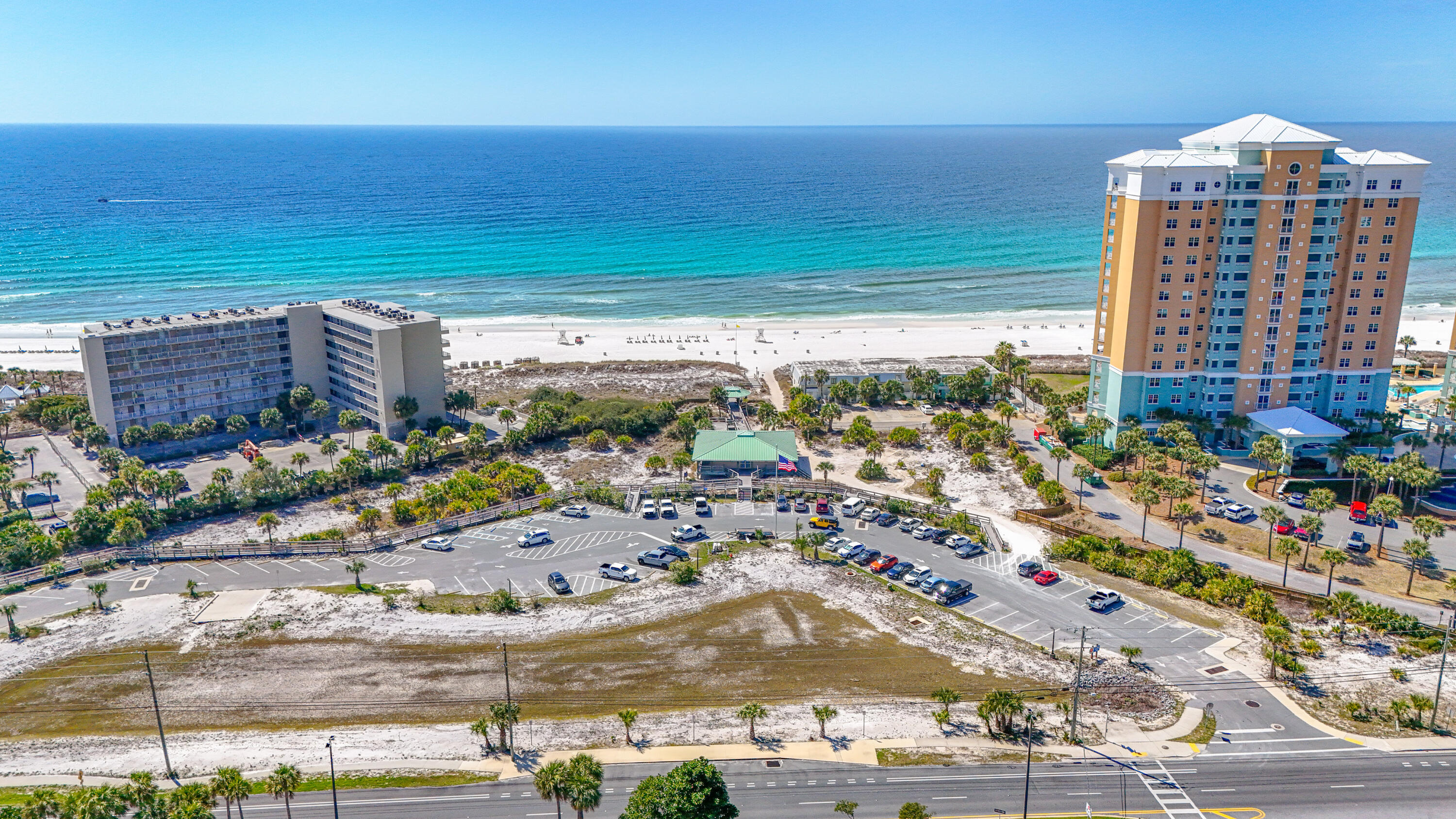 HOLIDAY BEACH RESORT - Residential
