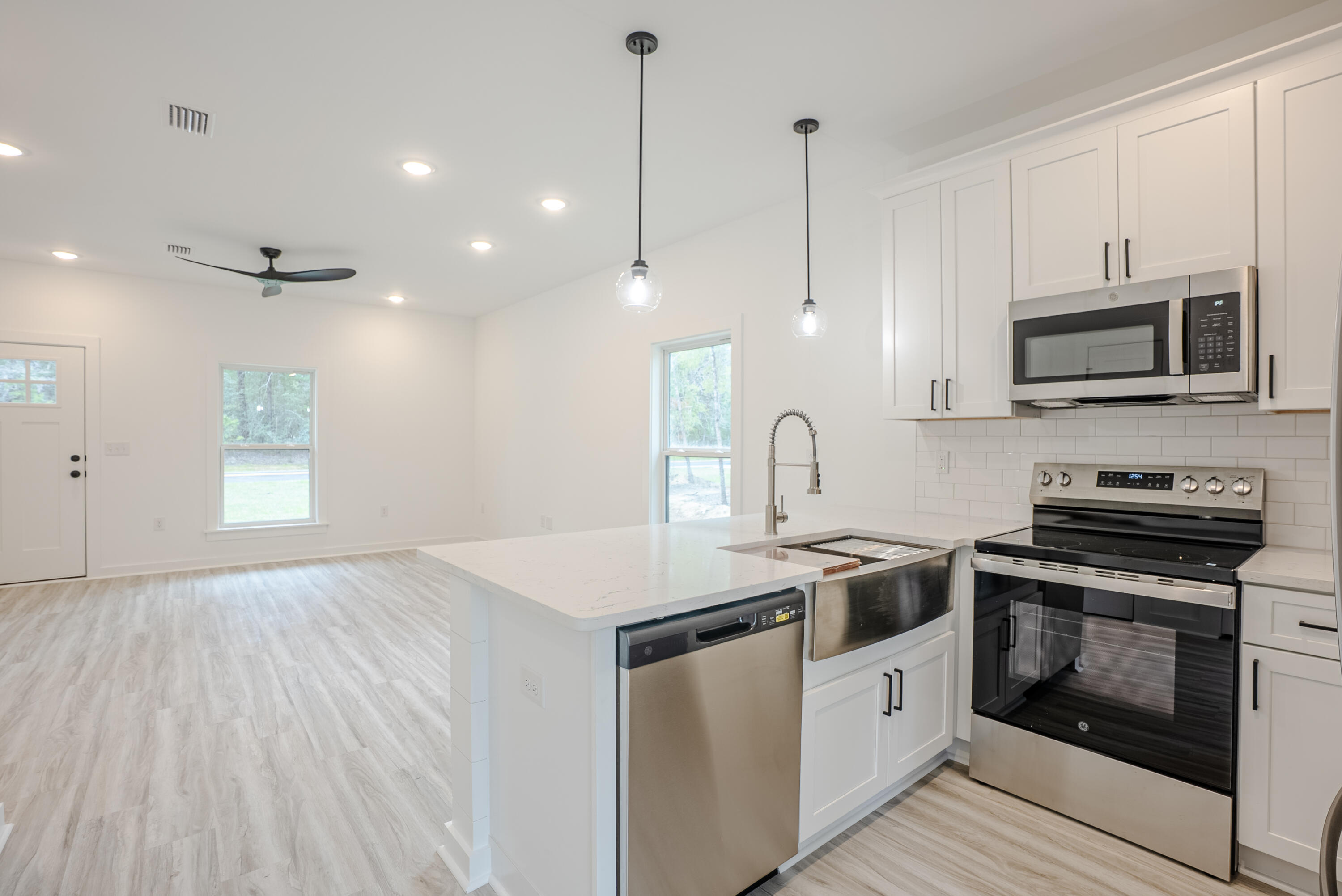 SUNNY HILLS SD - Residential