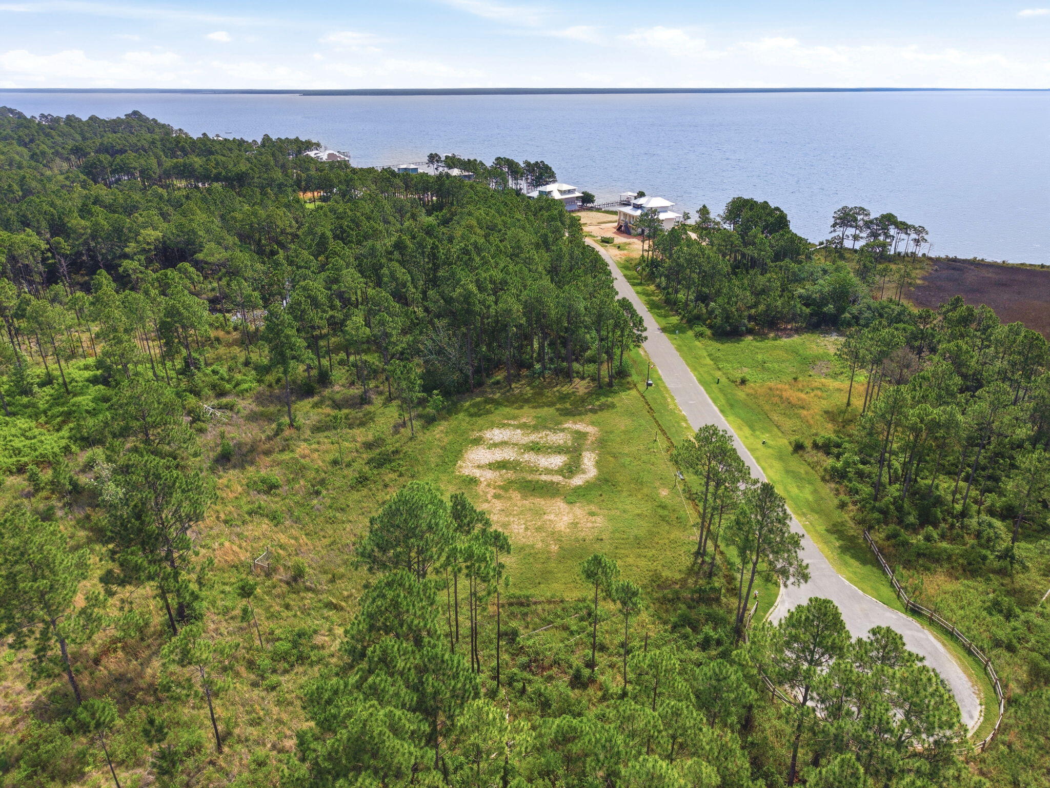 SEA PINES - Land