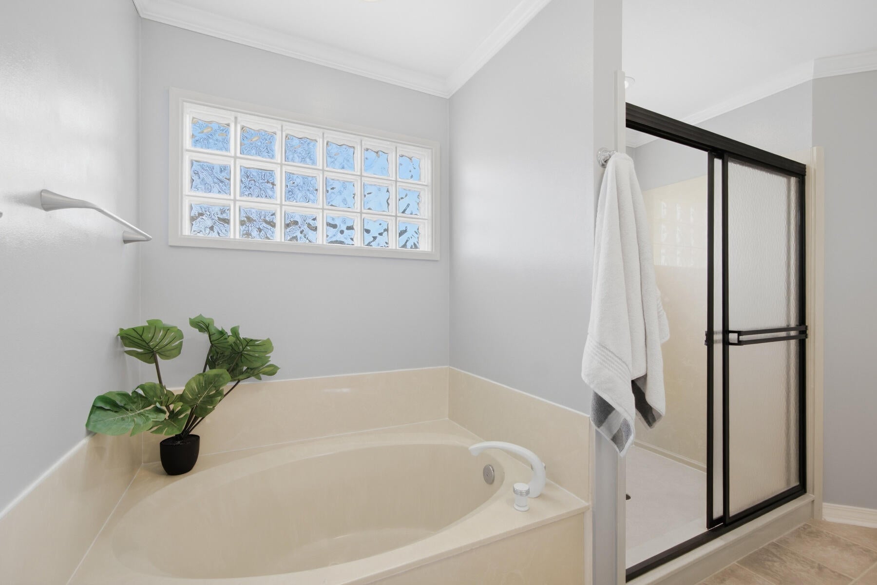 LINKS AT SHALIMAR POINTE - Residential