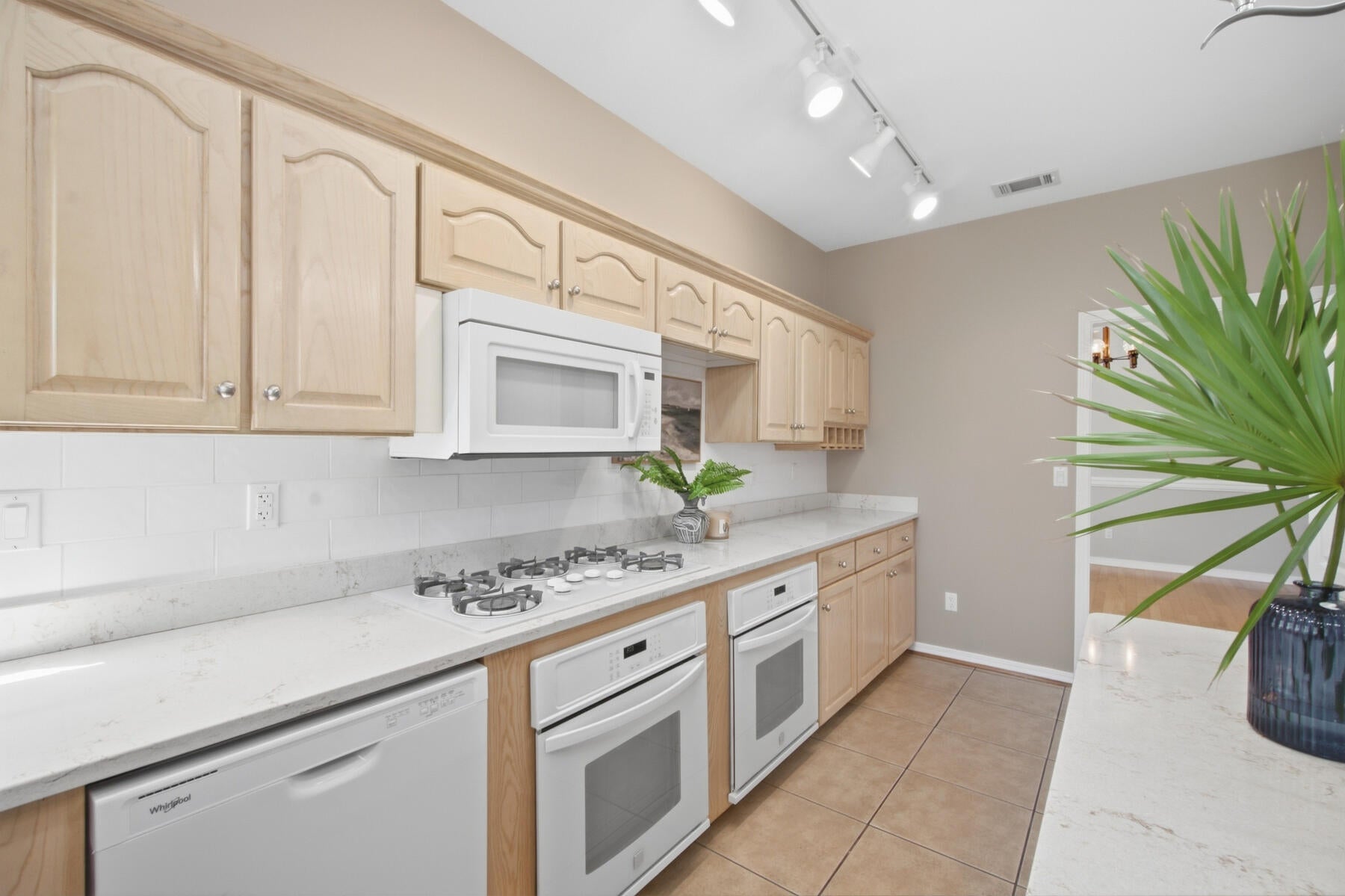 LINKS AT SHALIMAR POINTE - Residential