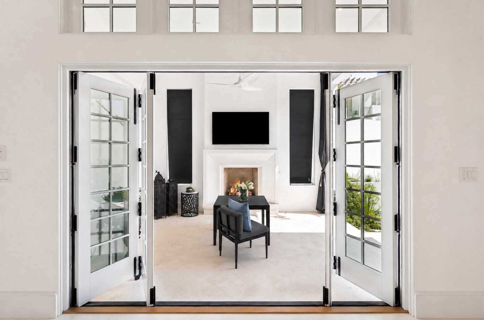ALYS BEACH - Residential