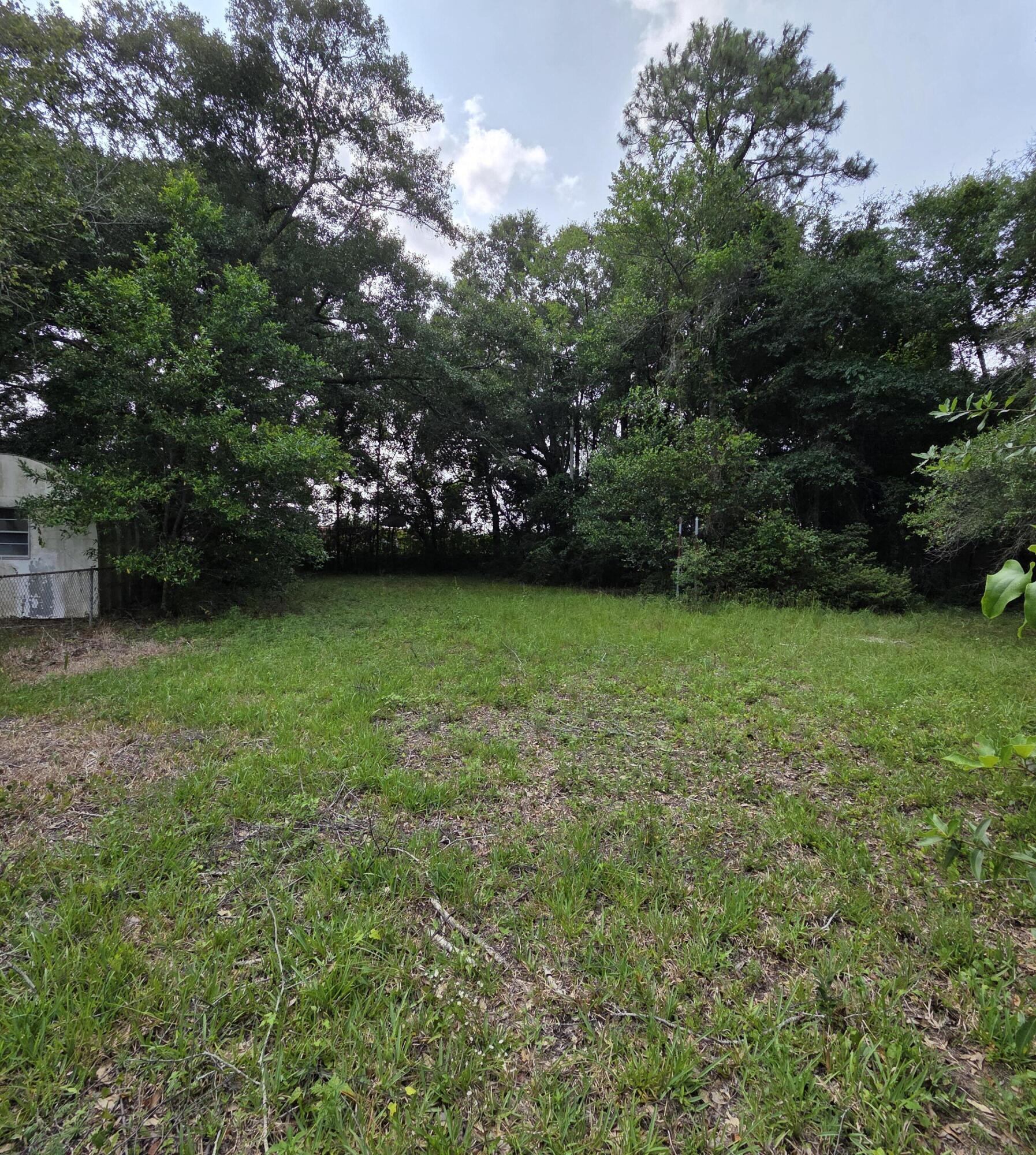 EASTGATE ESTATES - Land