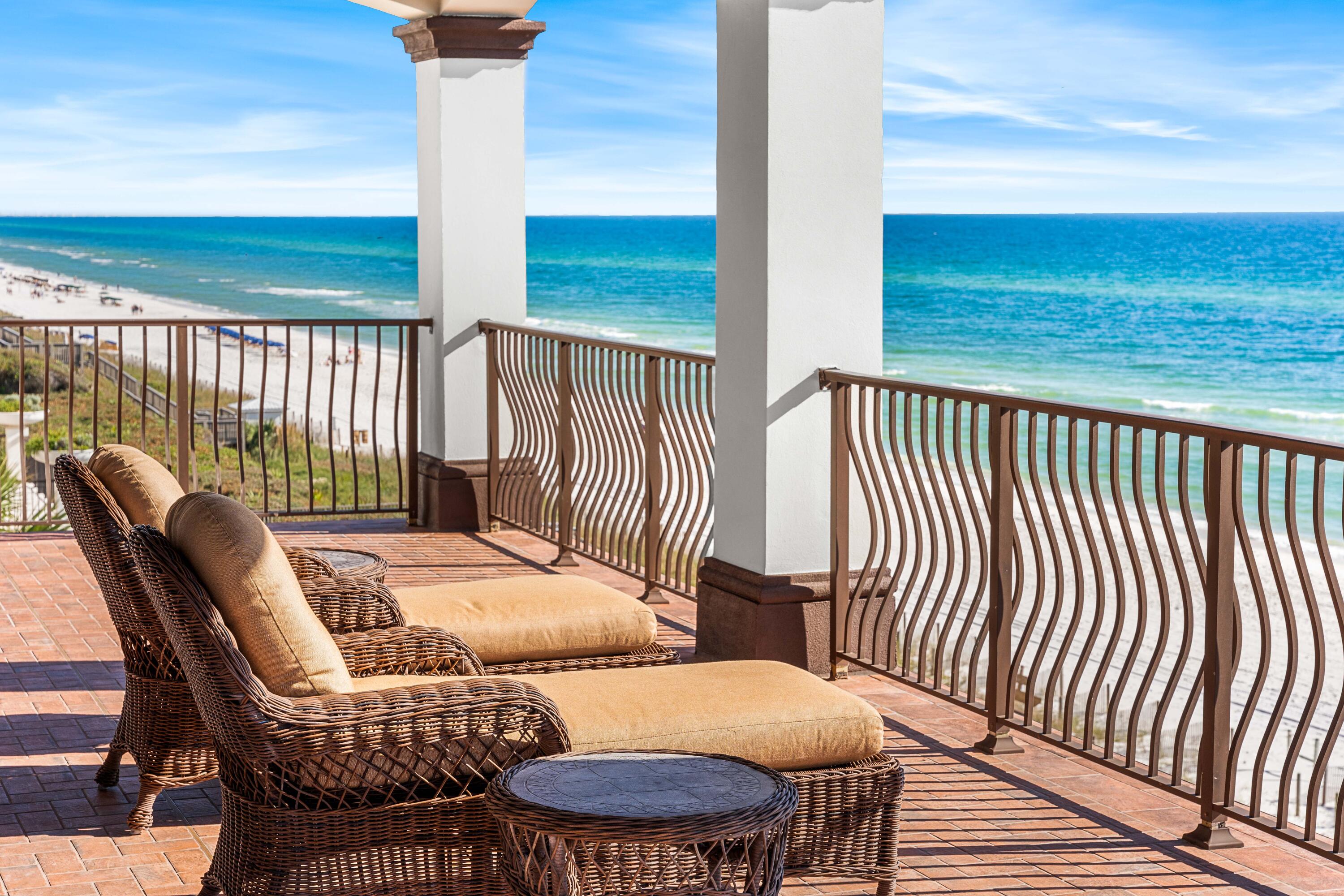 ELYSEE now SANTIMO BEACH - Residential