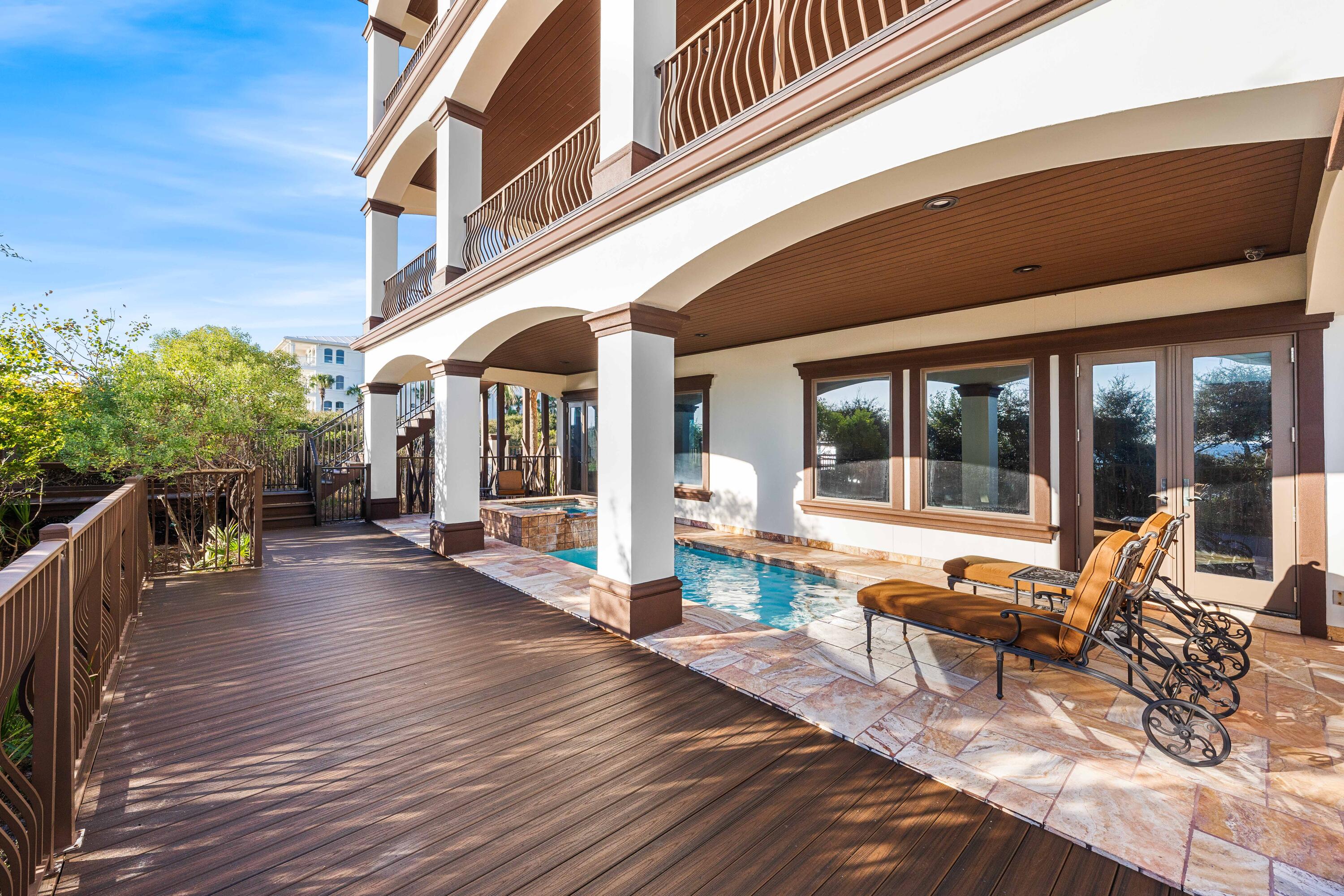 ELYSEE now SANTIMO BEACH - Residential