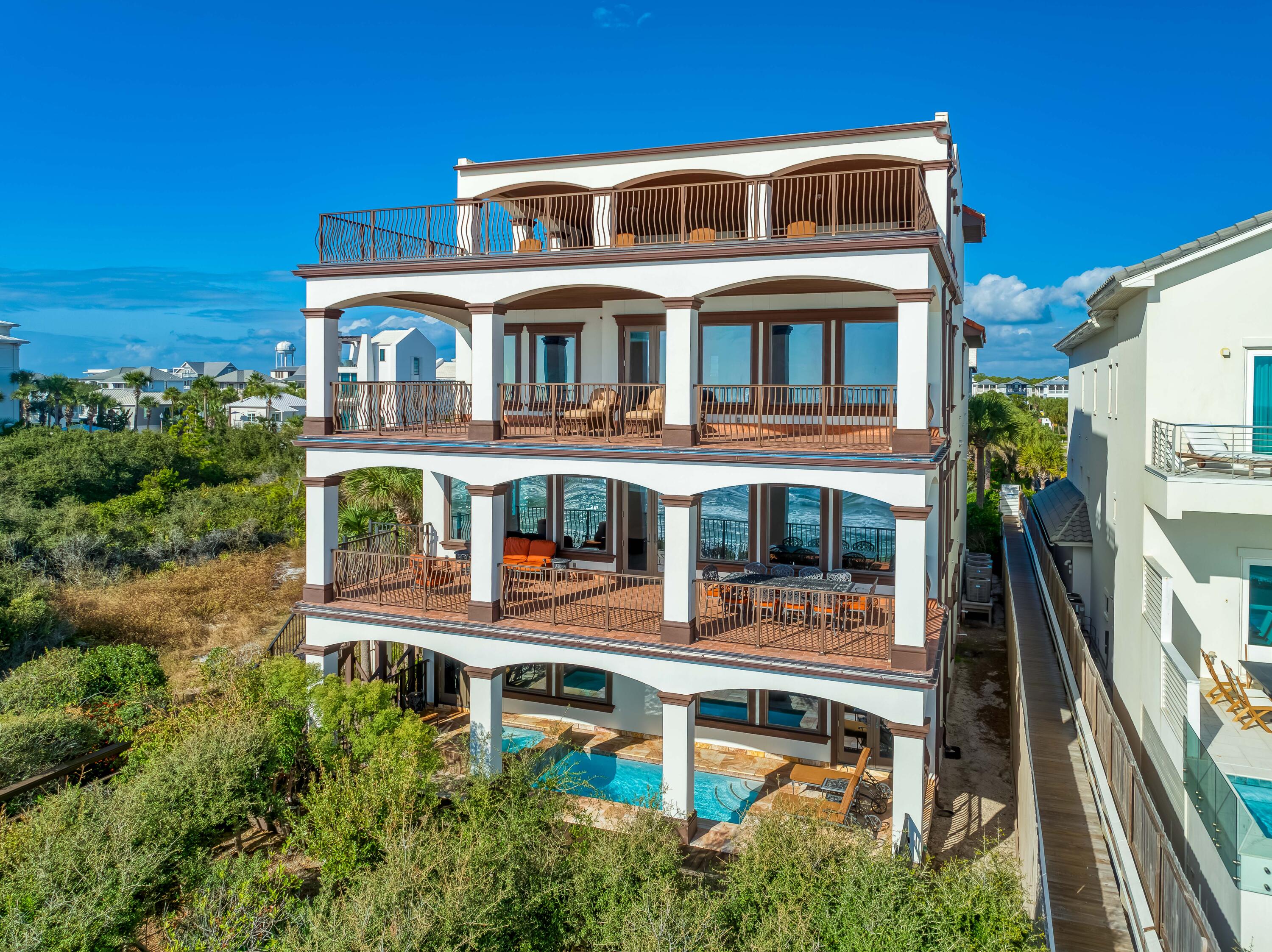 ELYSEE now SANTIMO BEACH - Residential