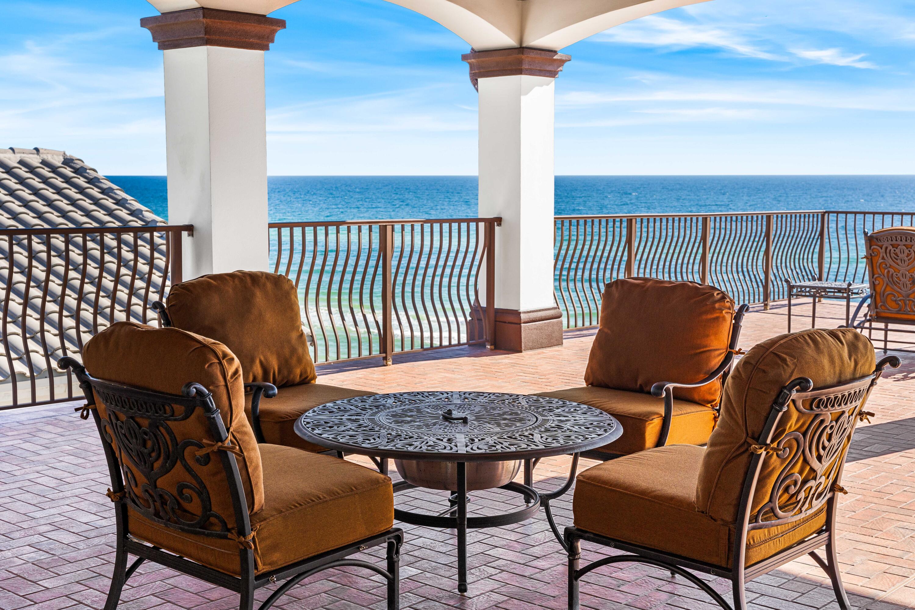 ELYSEE now SANTIMO BEACH - Residential