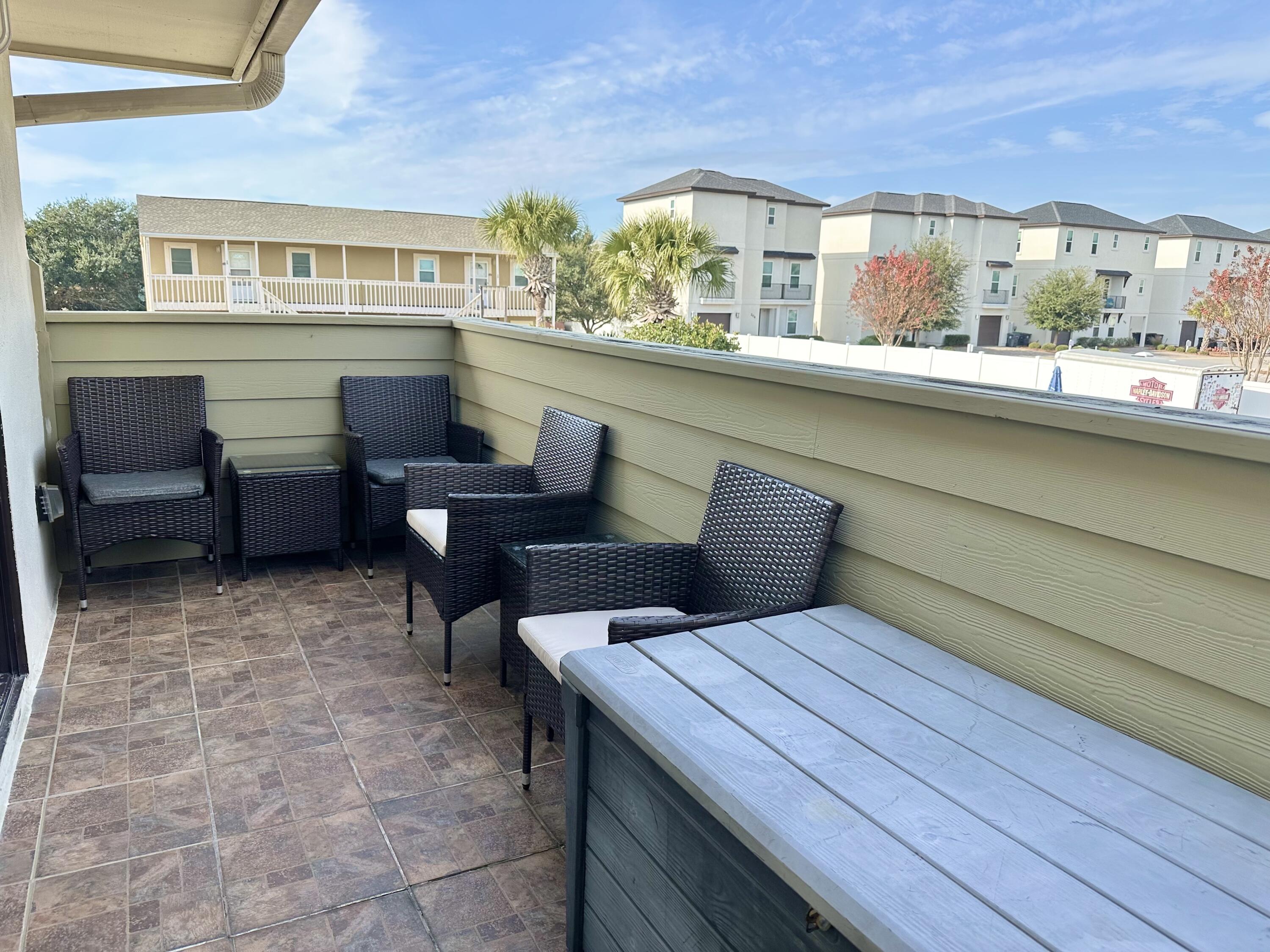 CROSS CREEK CLUB CONDO - Residential