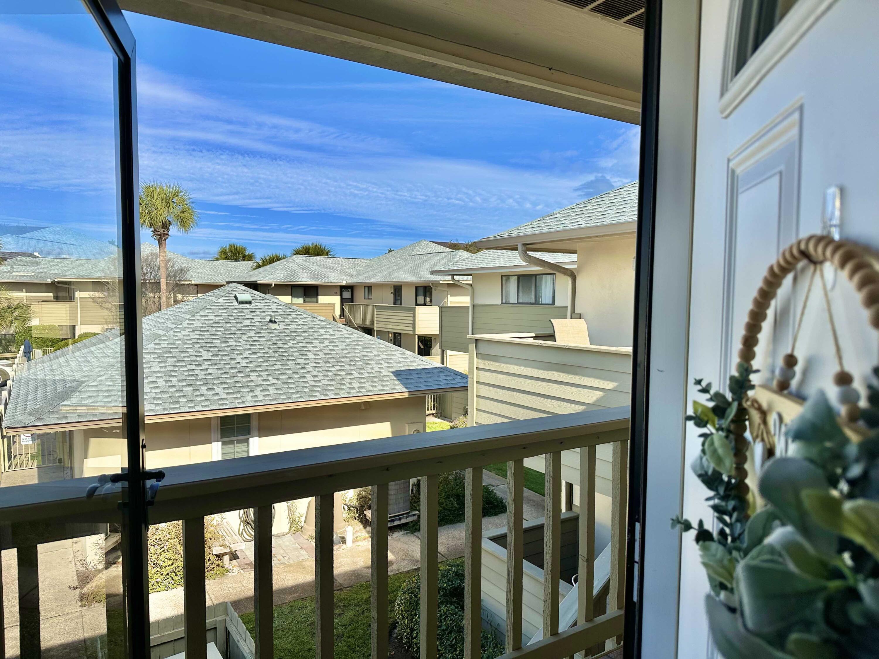 CROSS CREEK CLUB CONDO - Residential