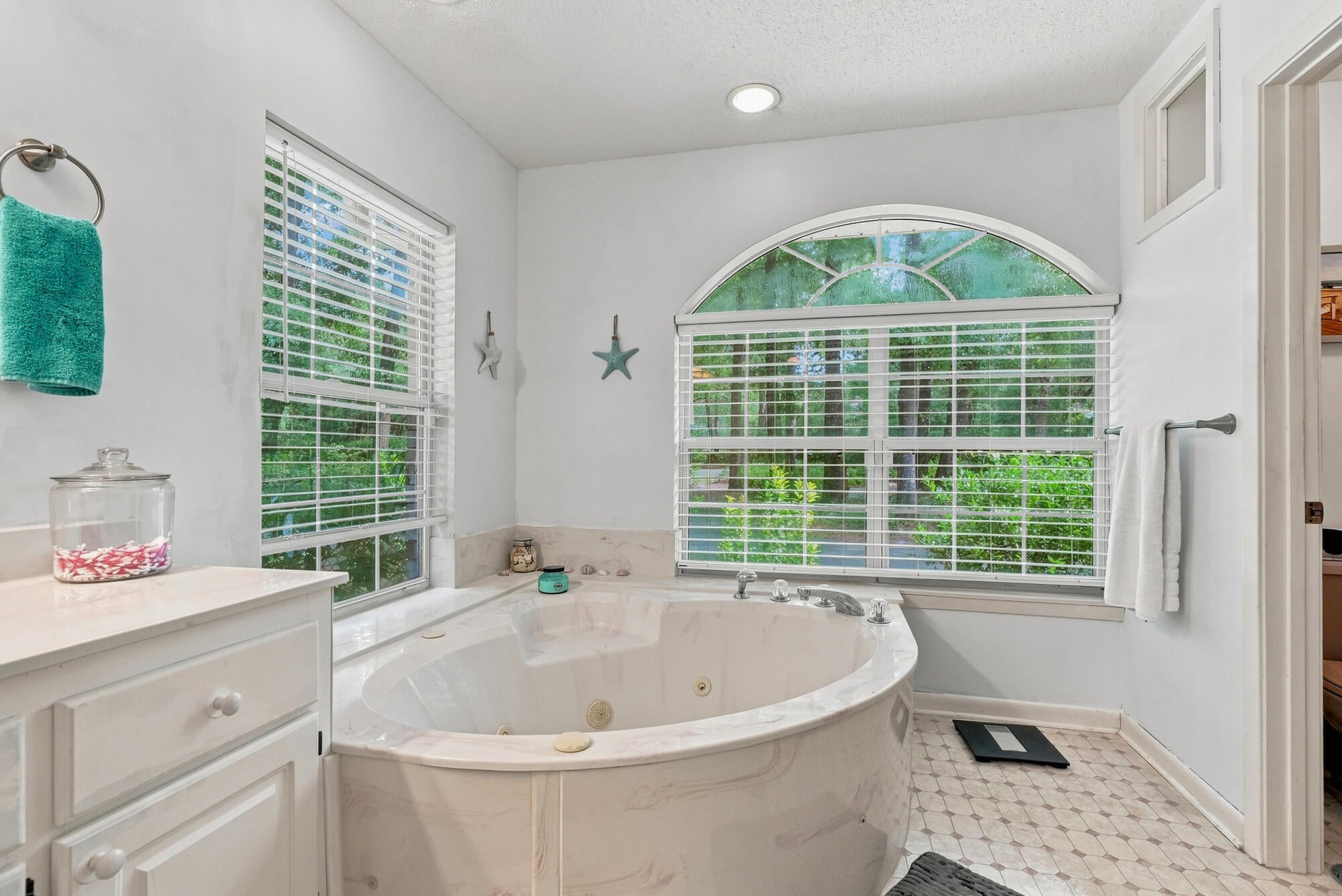 ENCHANTED ESTATES - Residential