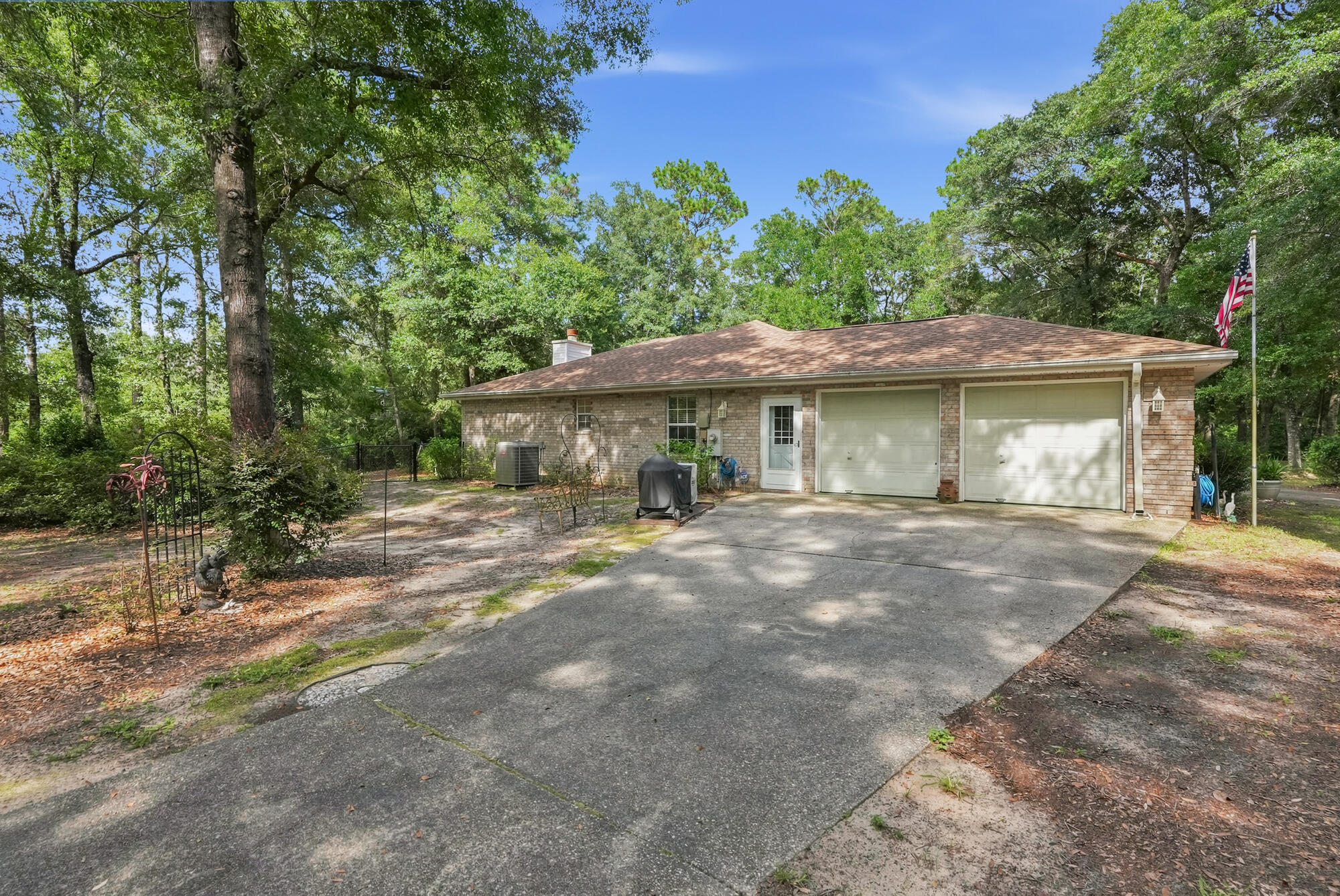 ENCHANTED ESTATES - Residential
