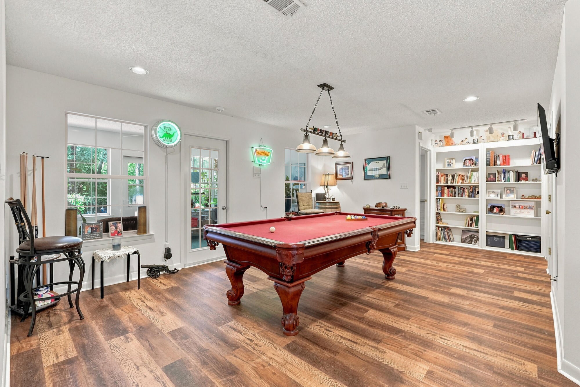 ENCHANTED ESTATES - Residential