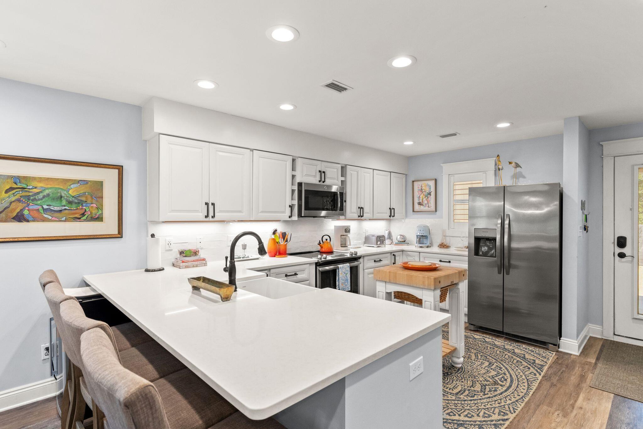 BAYOU VILLAGE CONDO PH 2 - Residential