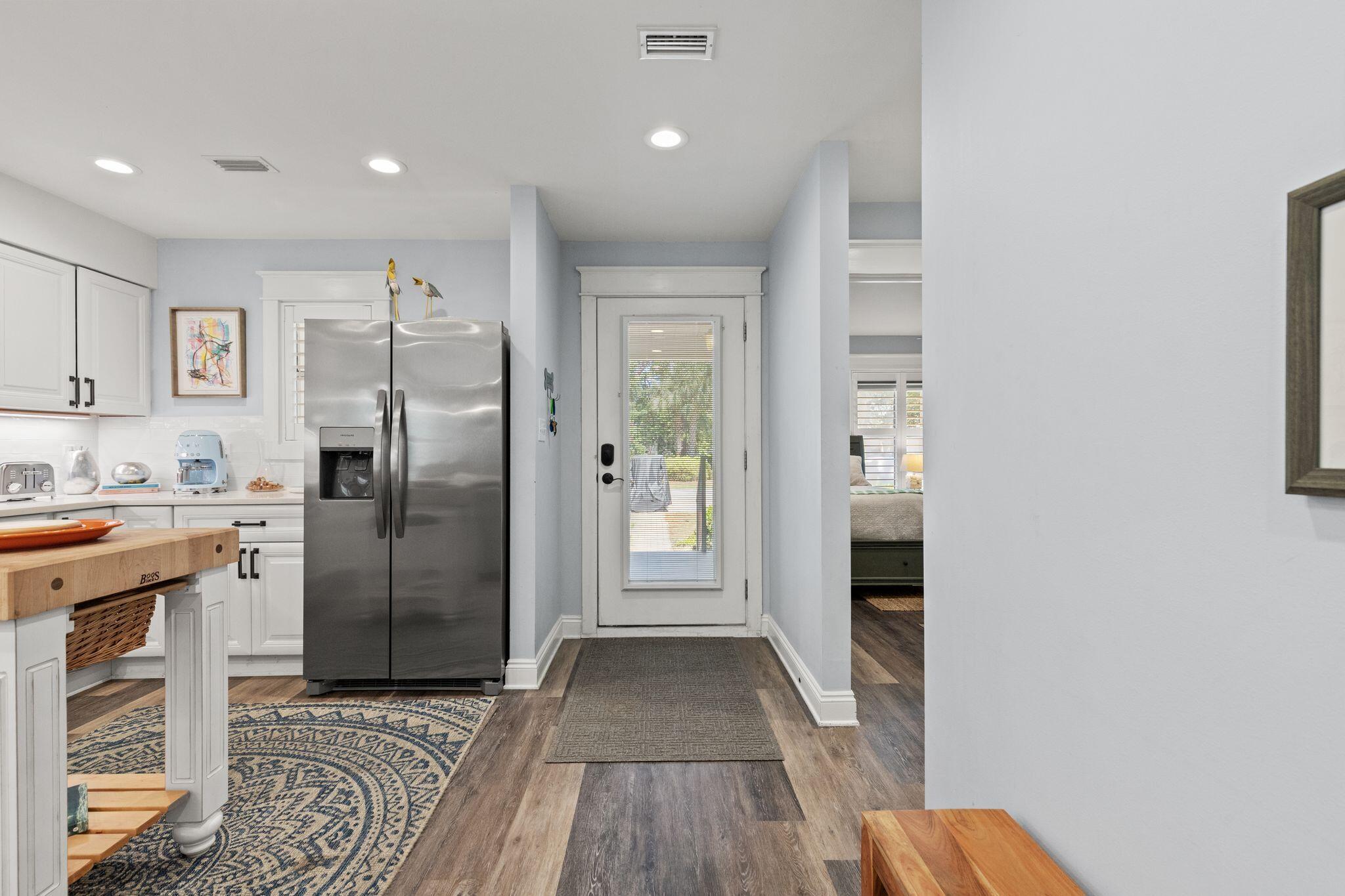 BAYOU VILLAGE CONDO PH 2 - Residential