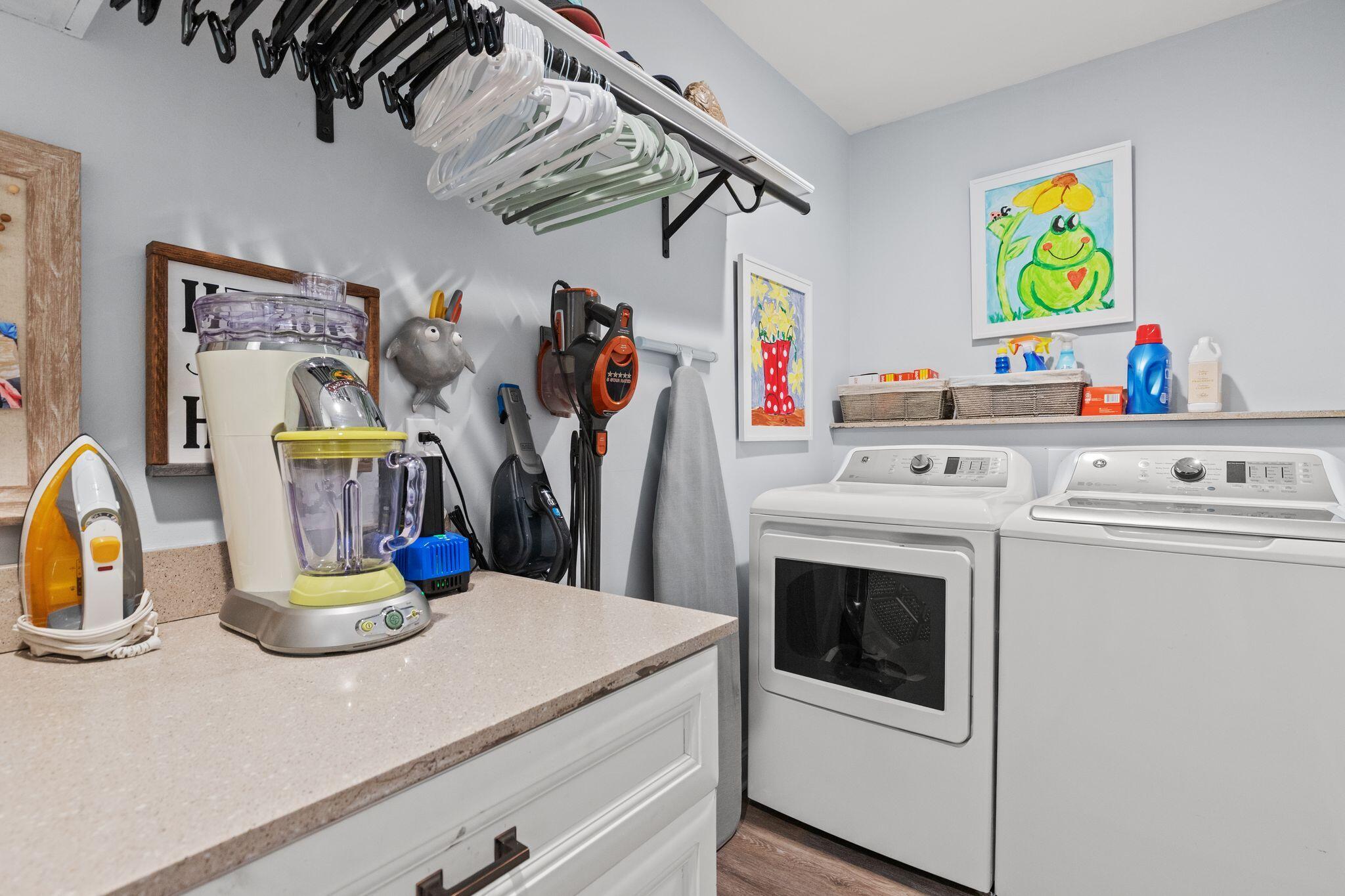 BAYOU VILLAGE CONDO PH 2 - Residential