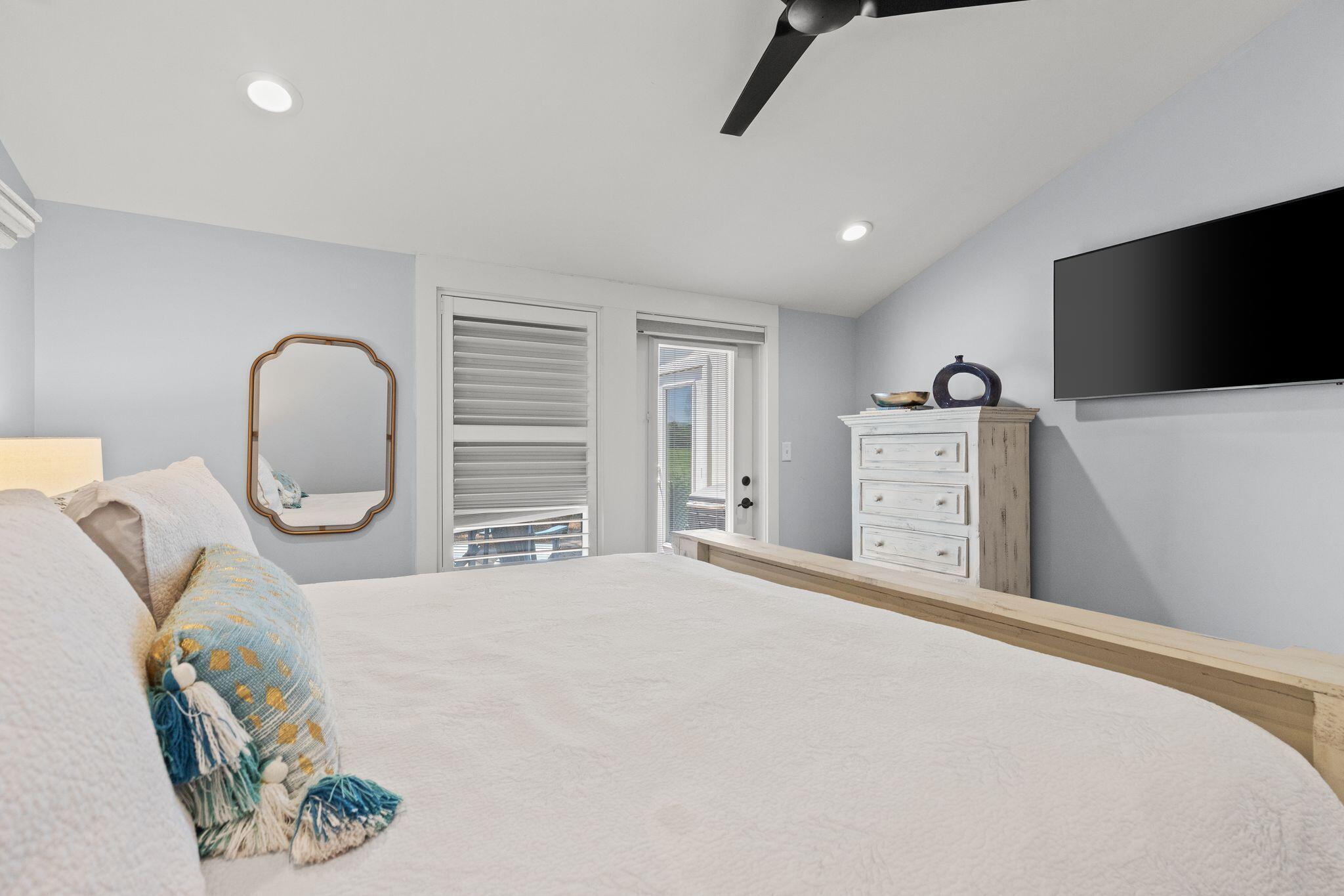 BAYOU VILLAGE CONDO PH 2 - Residential