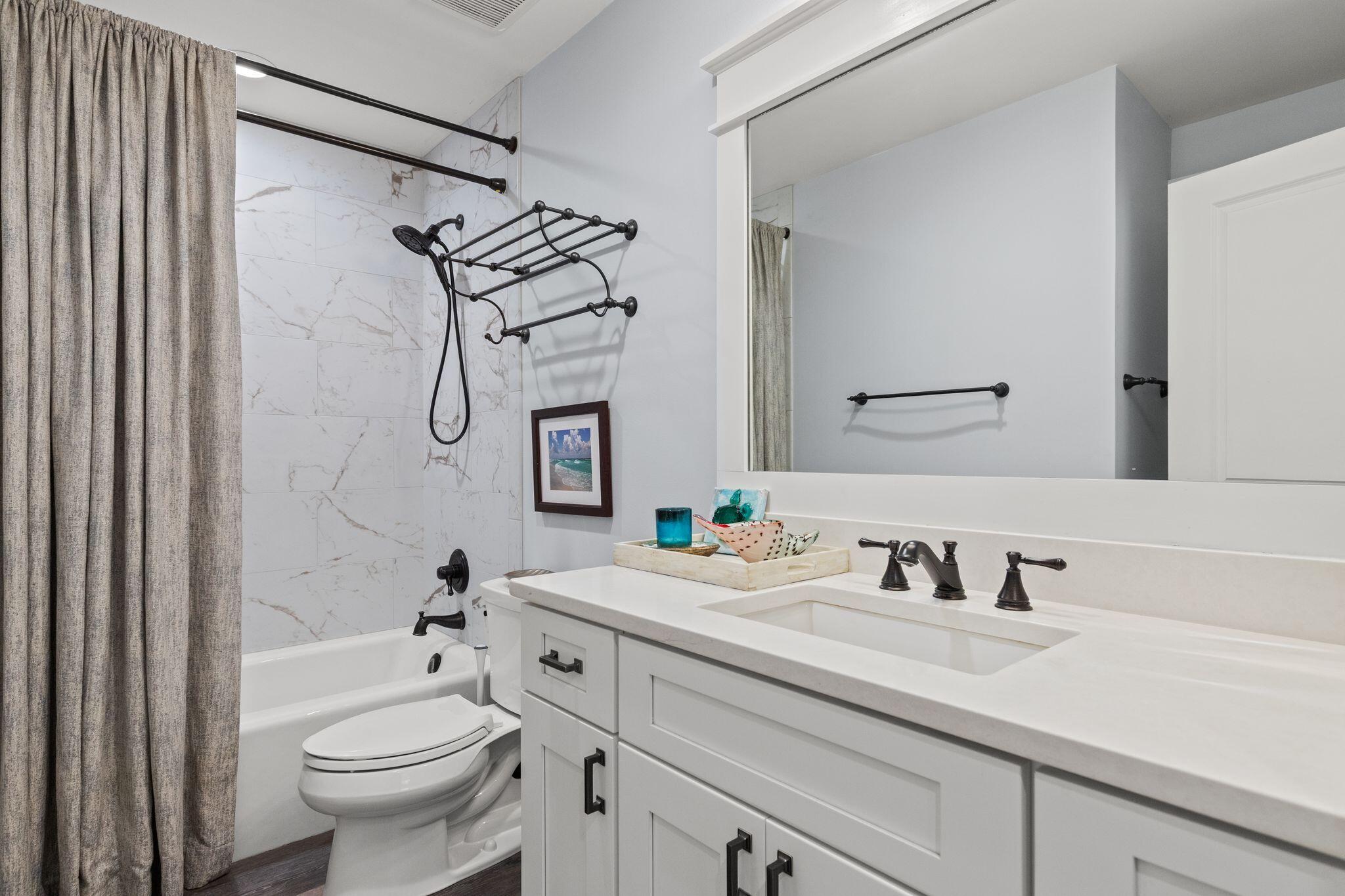 BAYOU VILLAGE CONDO PH 2 - Residential