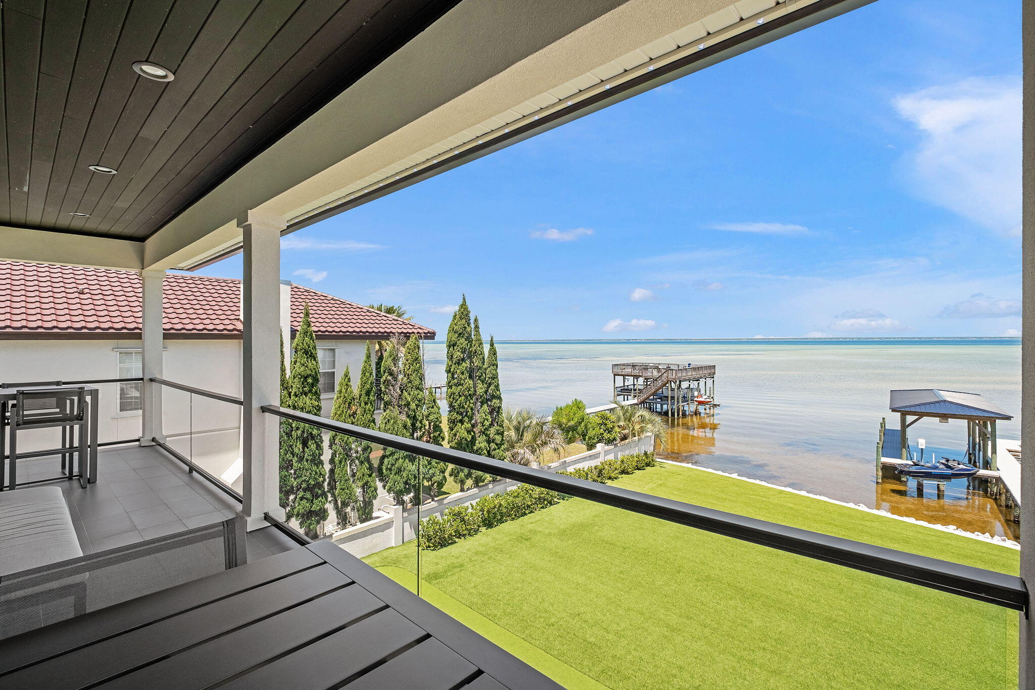 HOLIDAY SHORES ESTATES - Residential