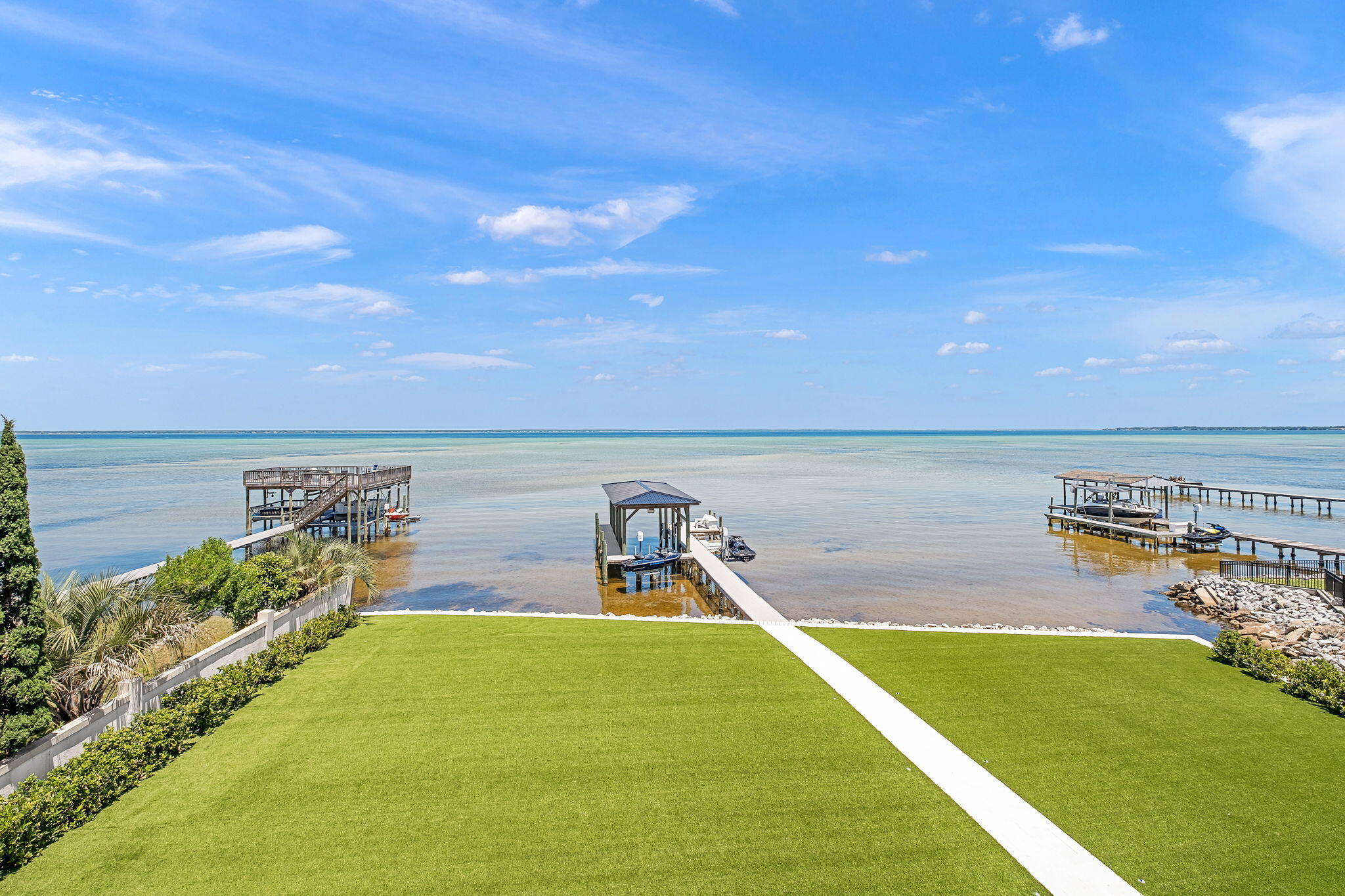 HOLIDAY SHORES ESTATES - Residential