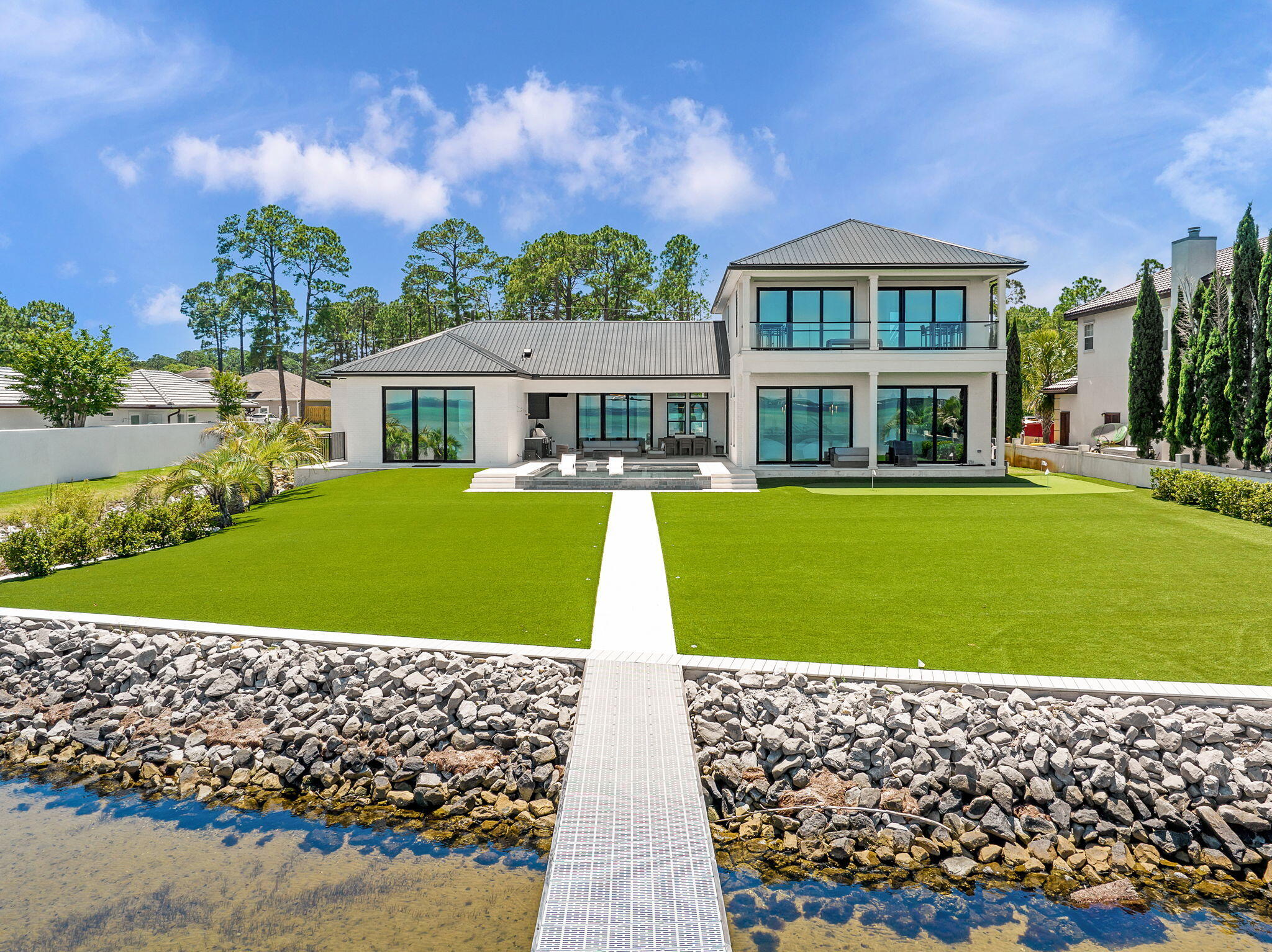 HOLIDAY SHORES ESTATES - Residential
