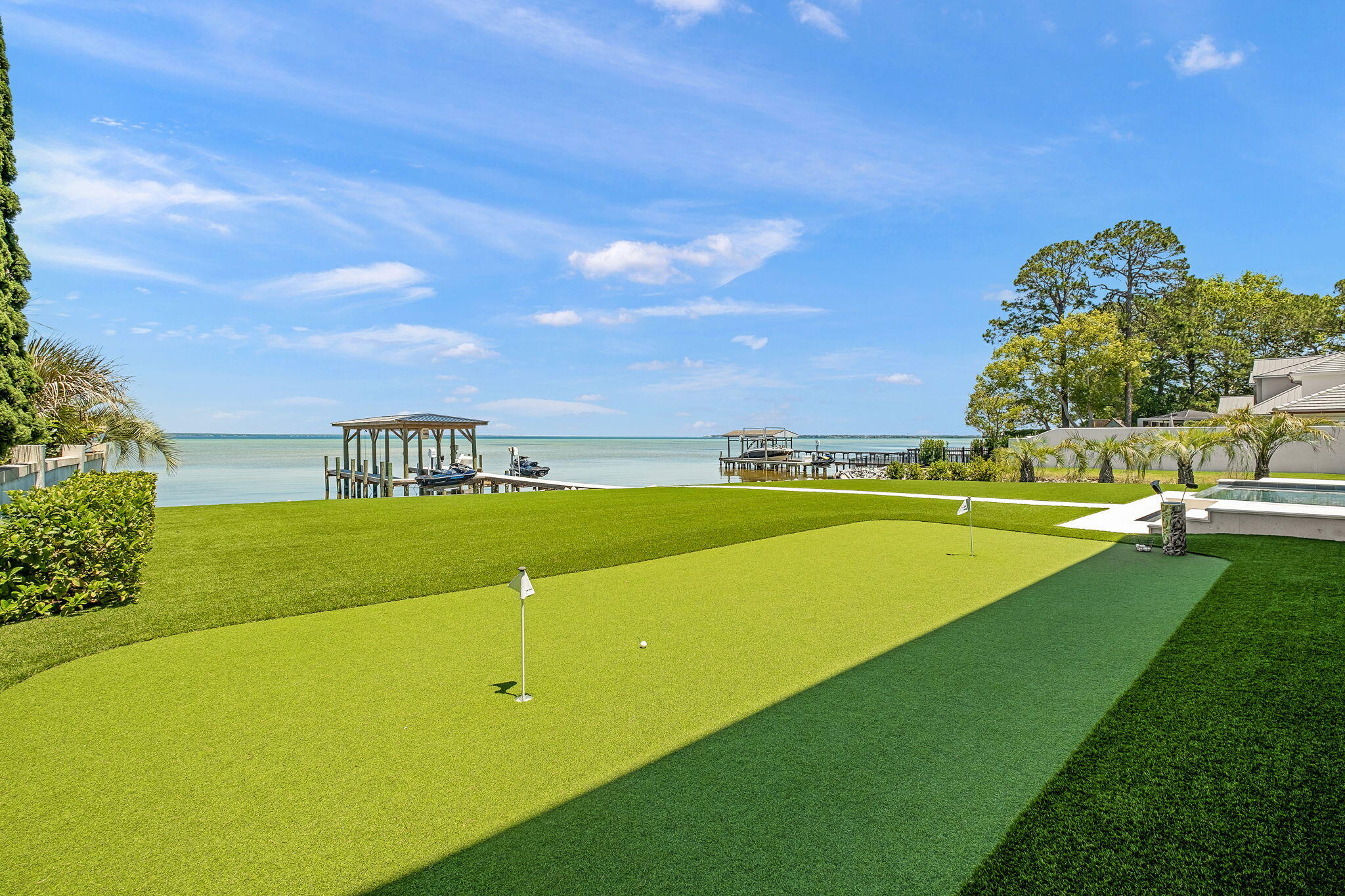HOLIDAY SHORES ESTATES - Residential