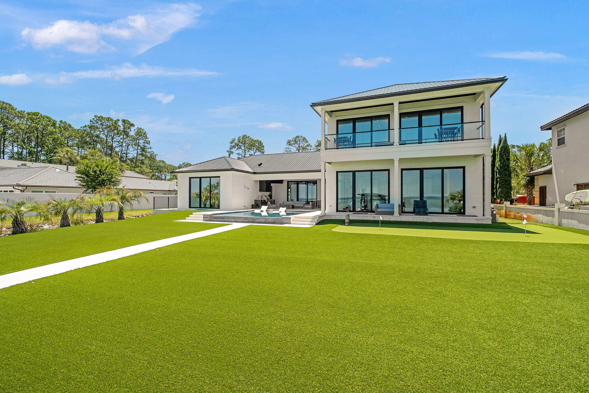 HOLIDAY SHORES ESTATES - Residential