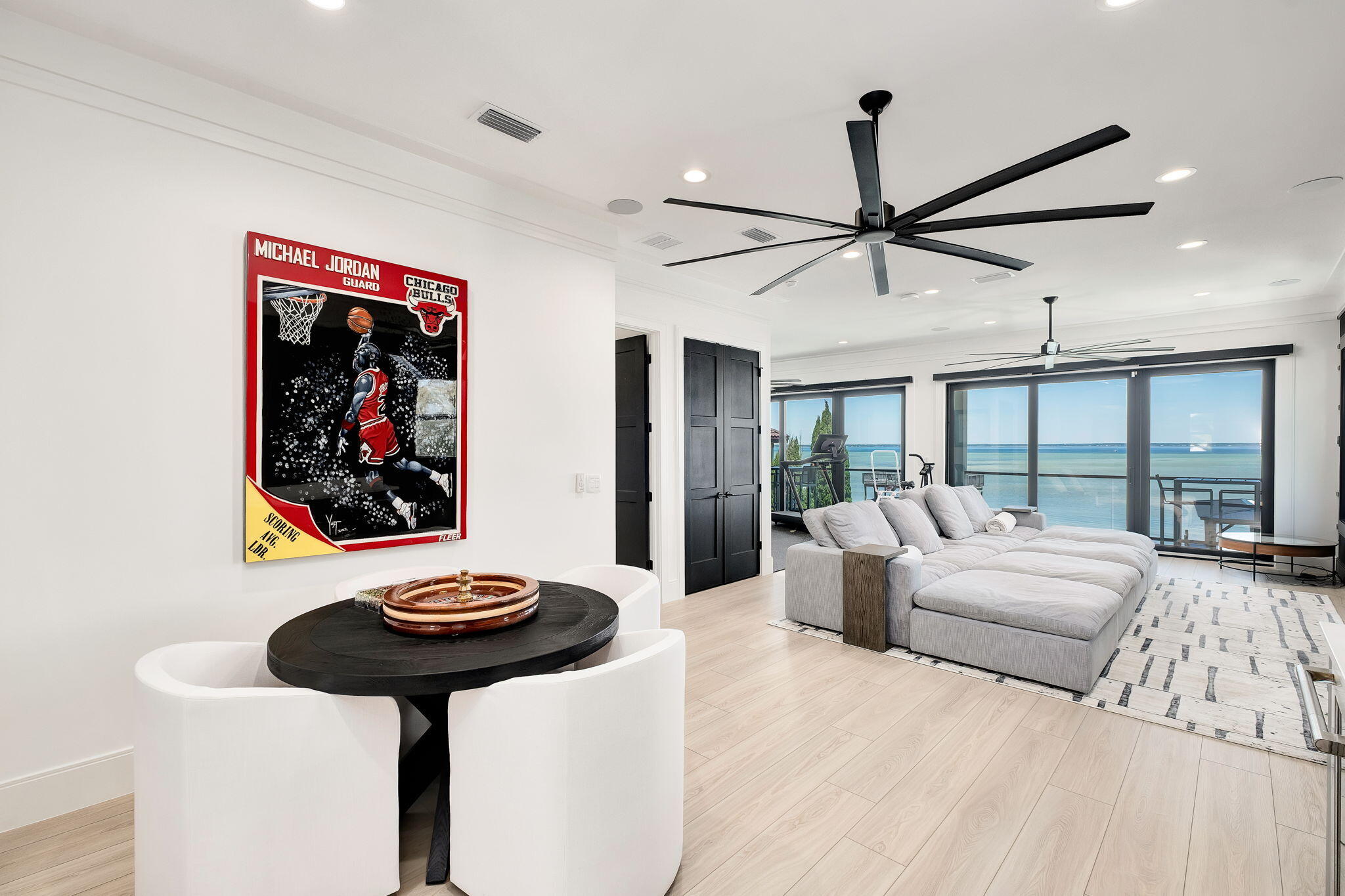 HOLIDAY SHORES ESTATES - Residential