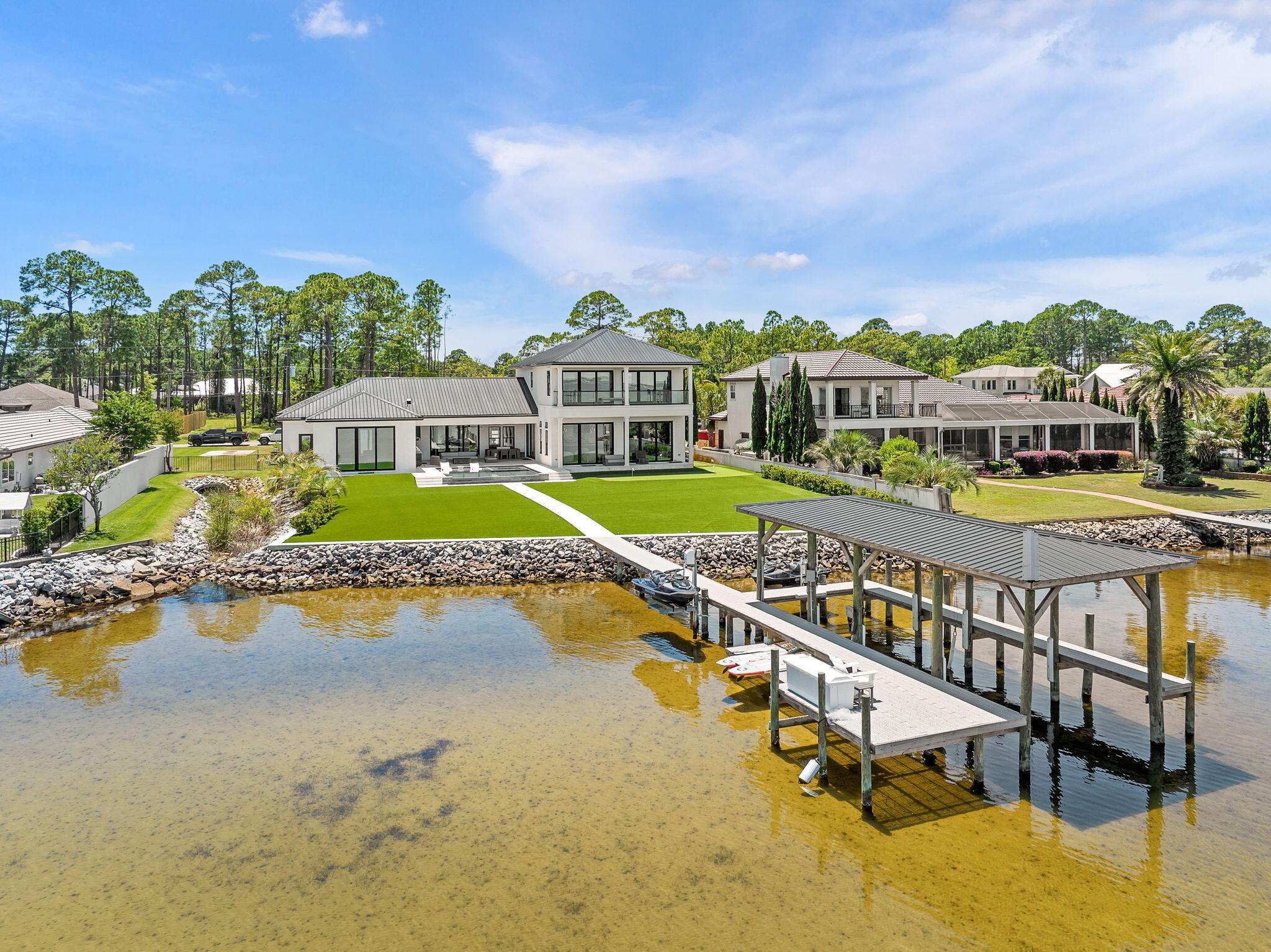 HOLIDAY SHORES ESTATES - Residential
