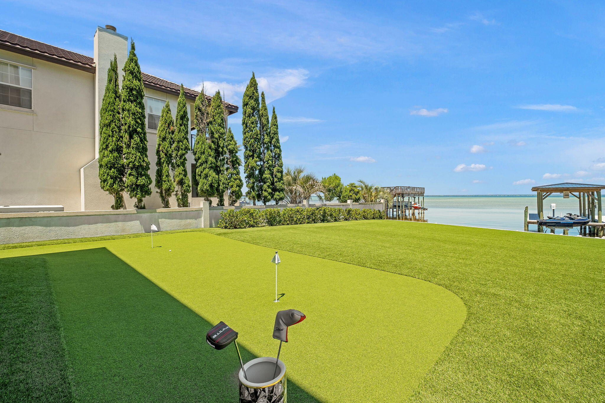 HOLIDAY SHORES ESTATES - Residential