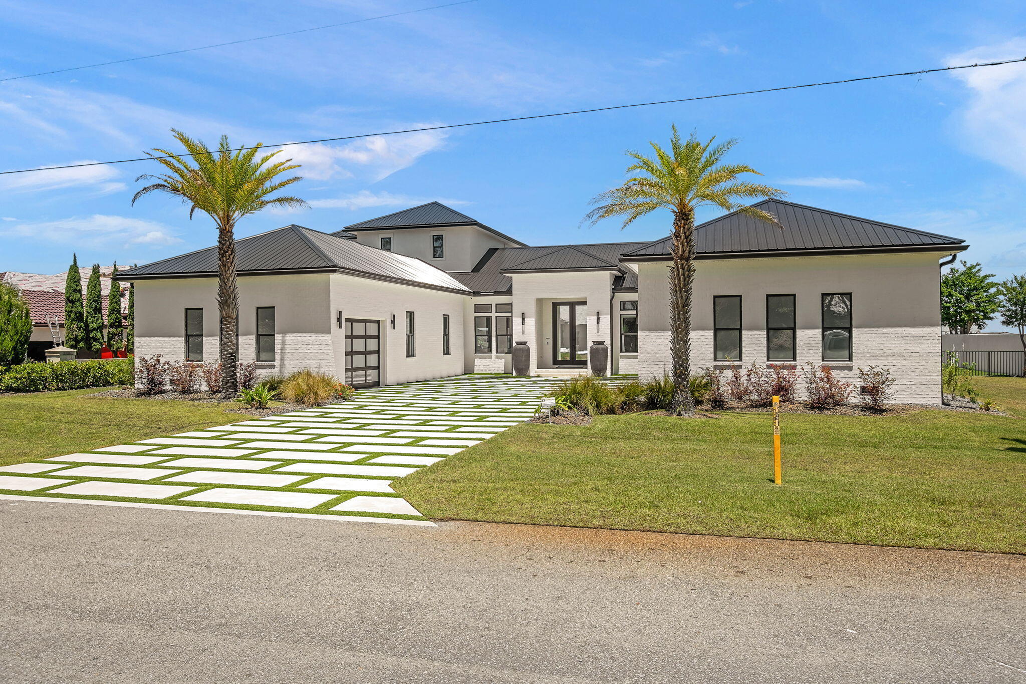 HOLIDAY SHORES ESTATES - Residential
