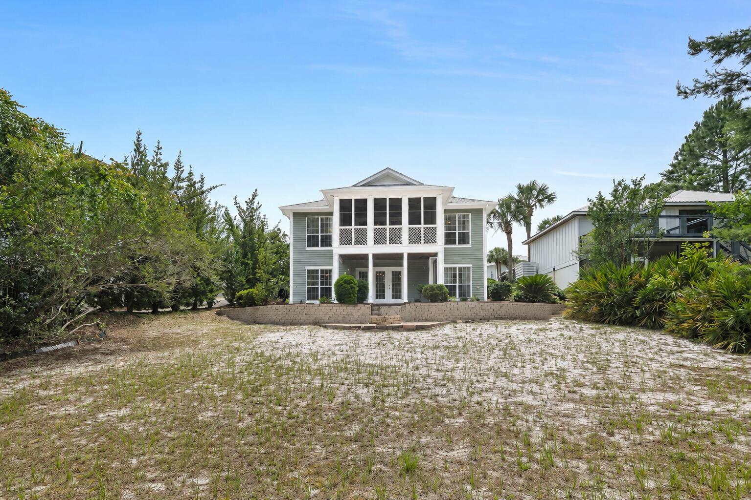 SEA DUNES - Residential
