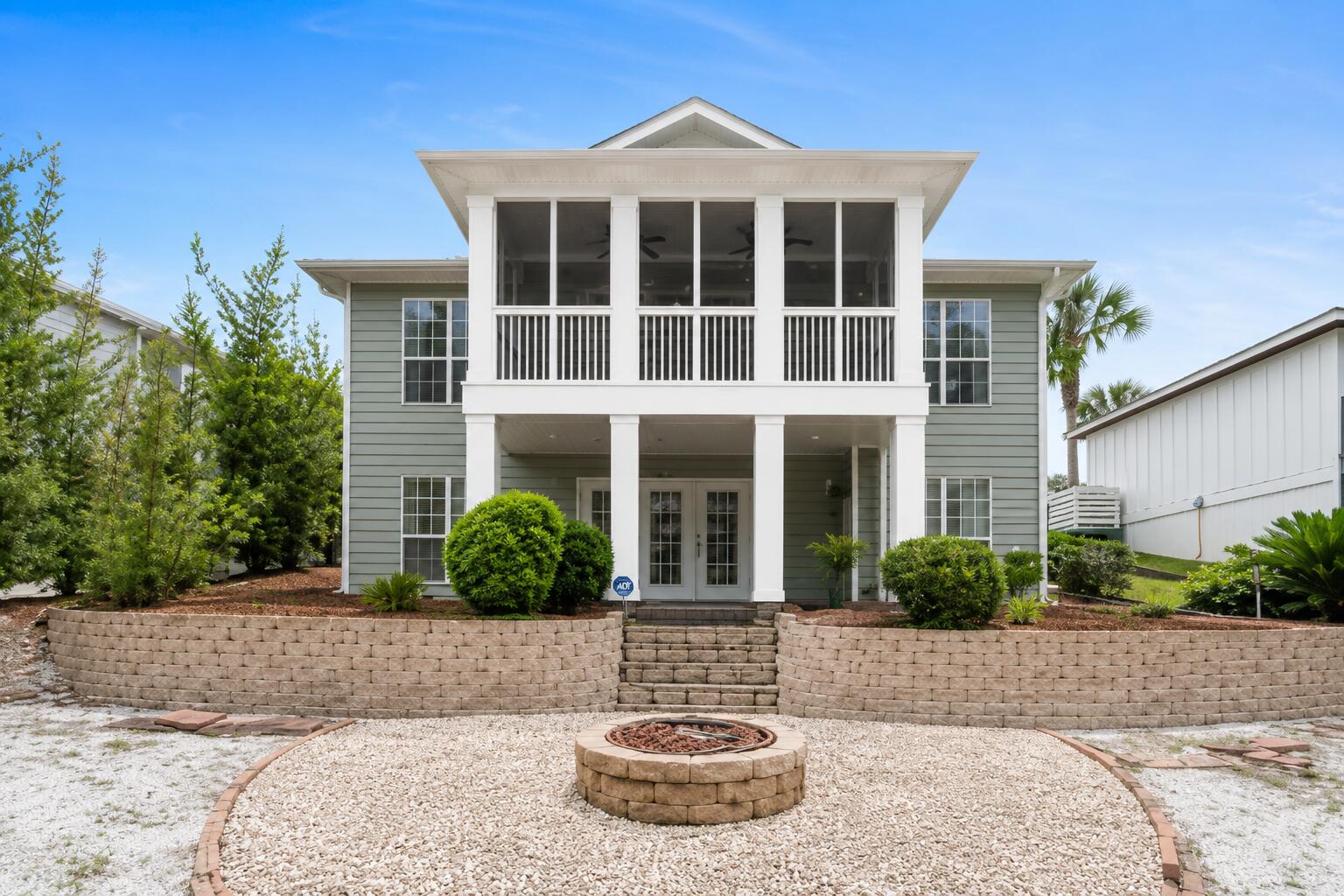 SEA DUNES - Residential