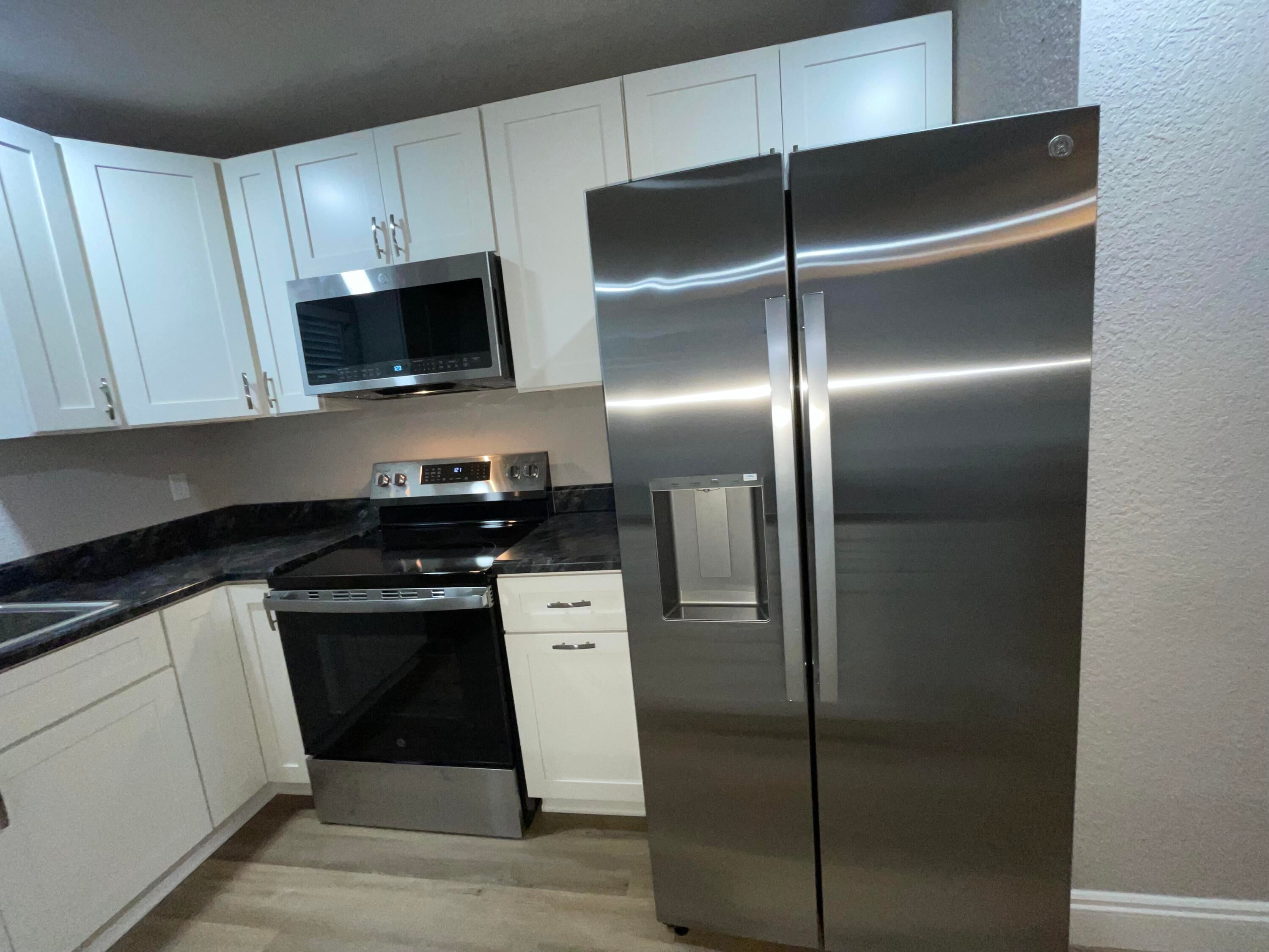 ADAMS POWELL - Residential Lease