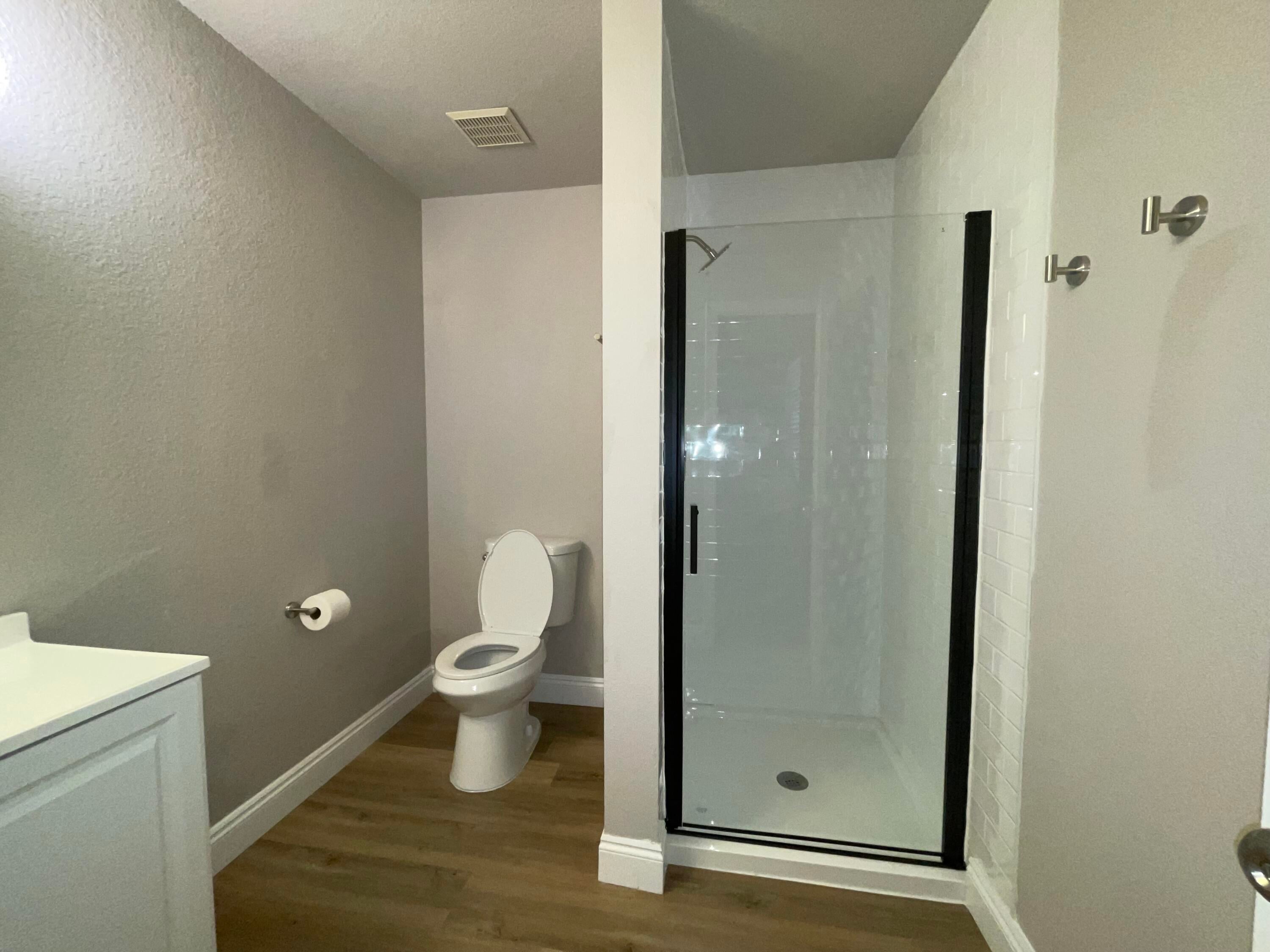 ADAMS POWELL - Residential Lease