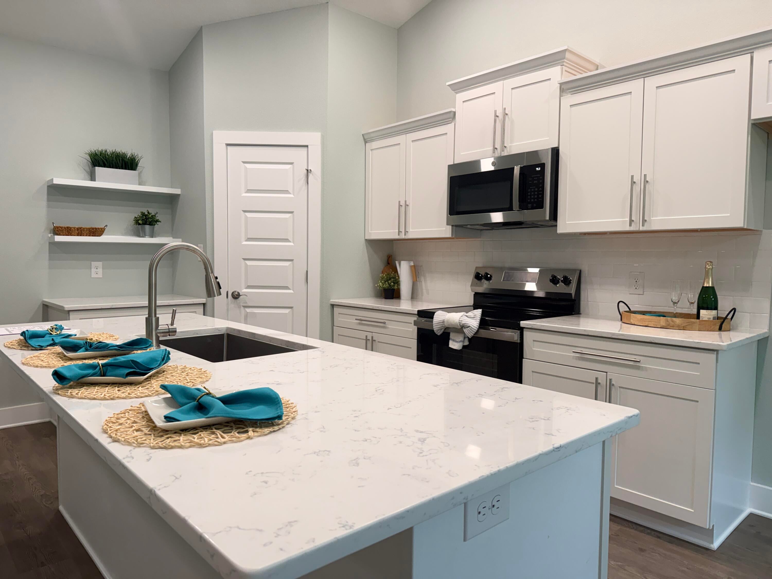 EMERALD SHORES PARK - Residential