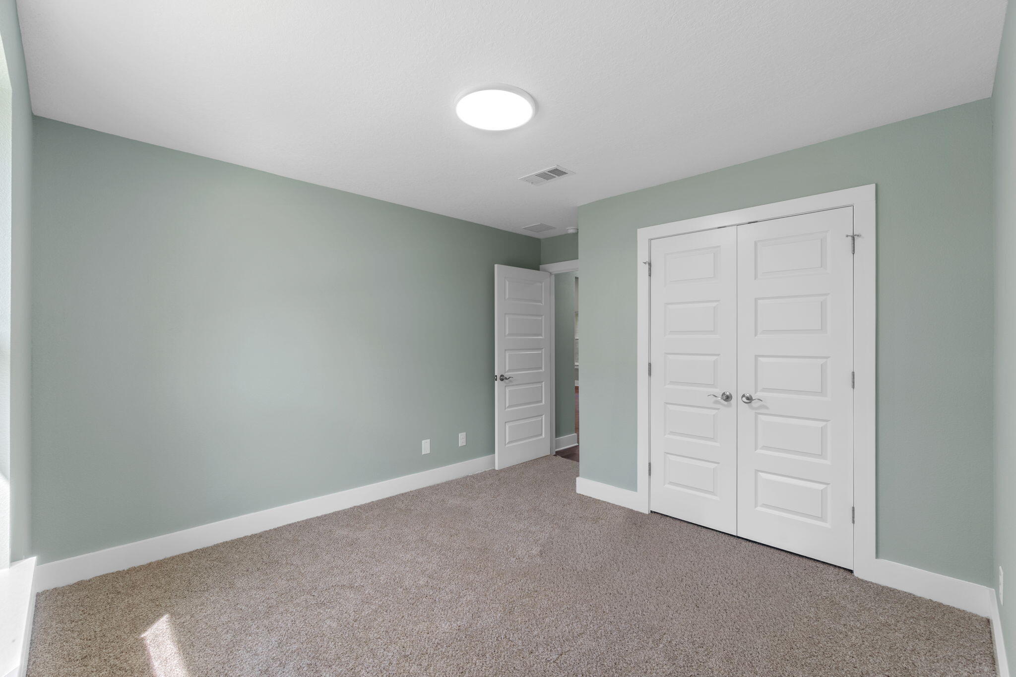 EMERALD SHORES PARK - Residential